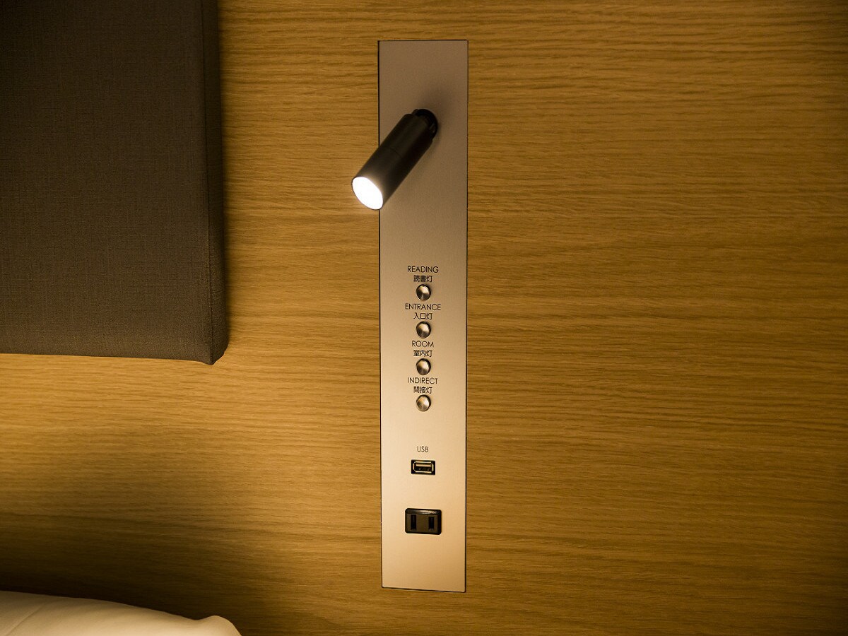 Superior Room USB Port