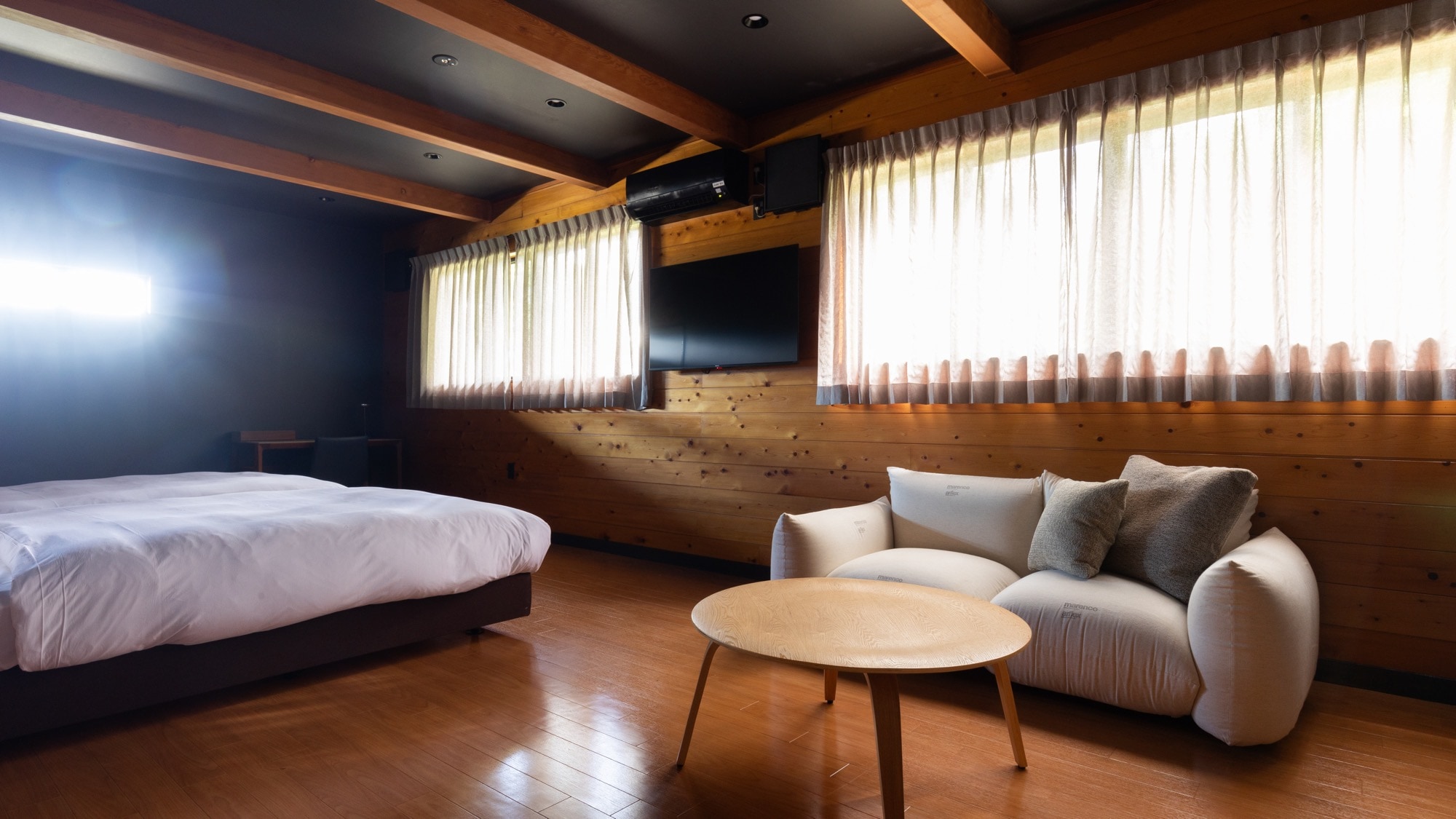 [Modern Suite]