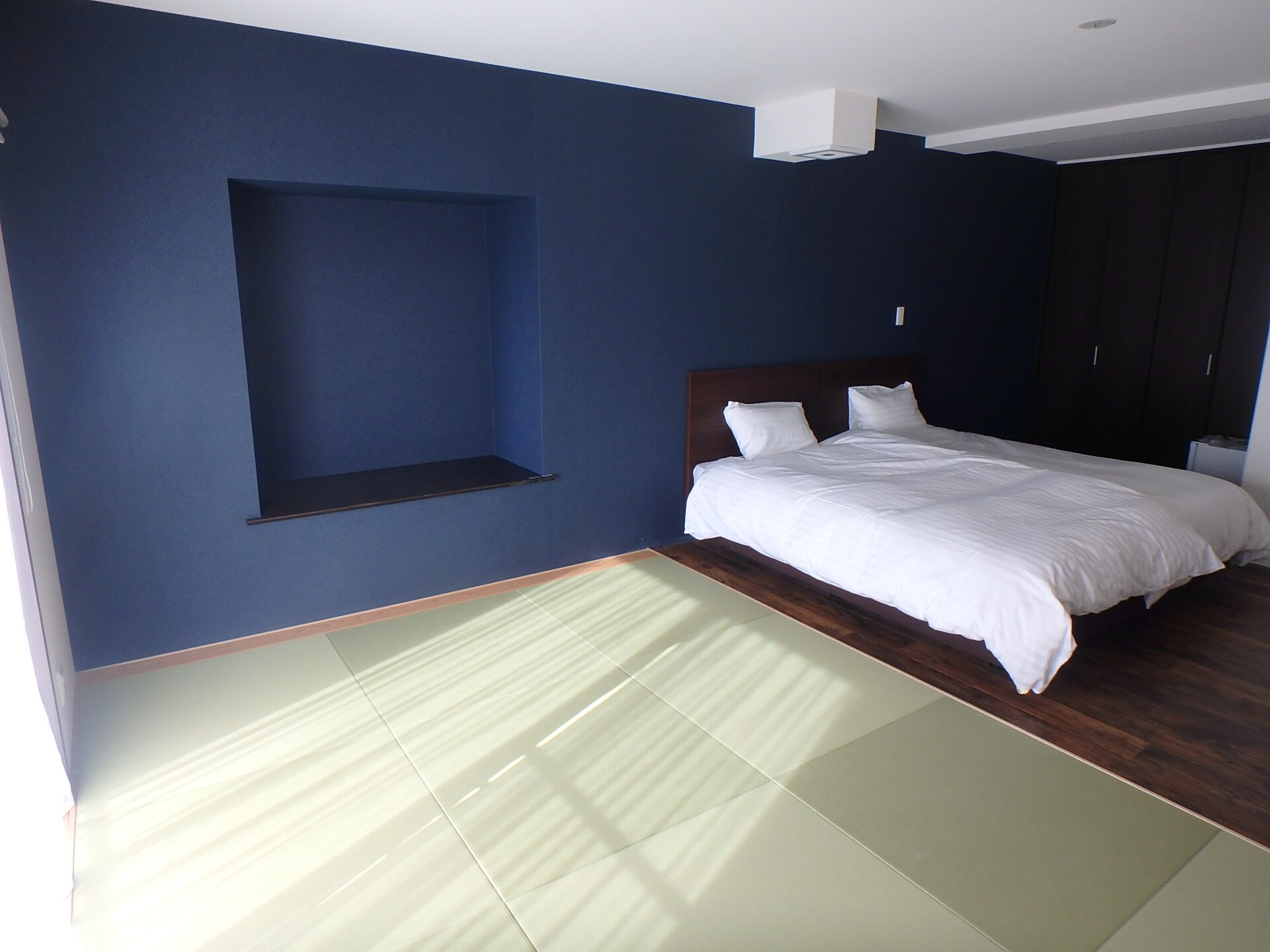 Deluxe room (room)