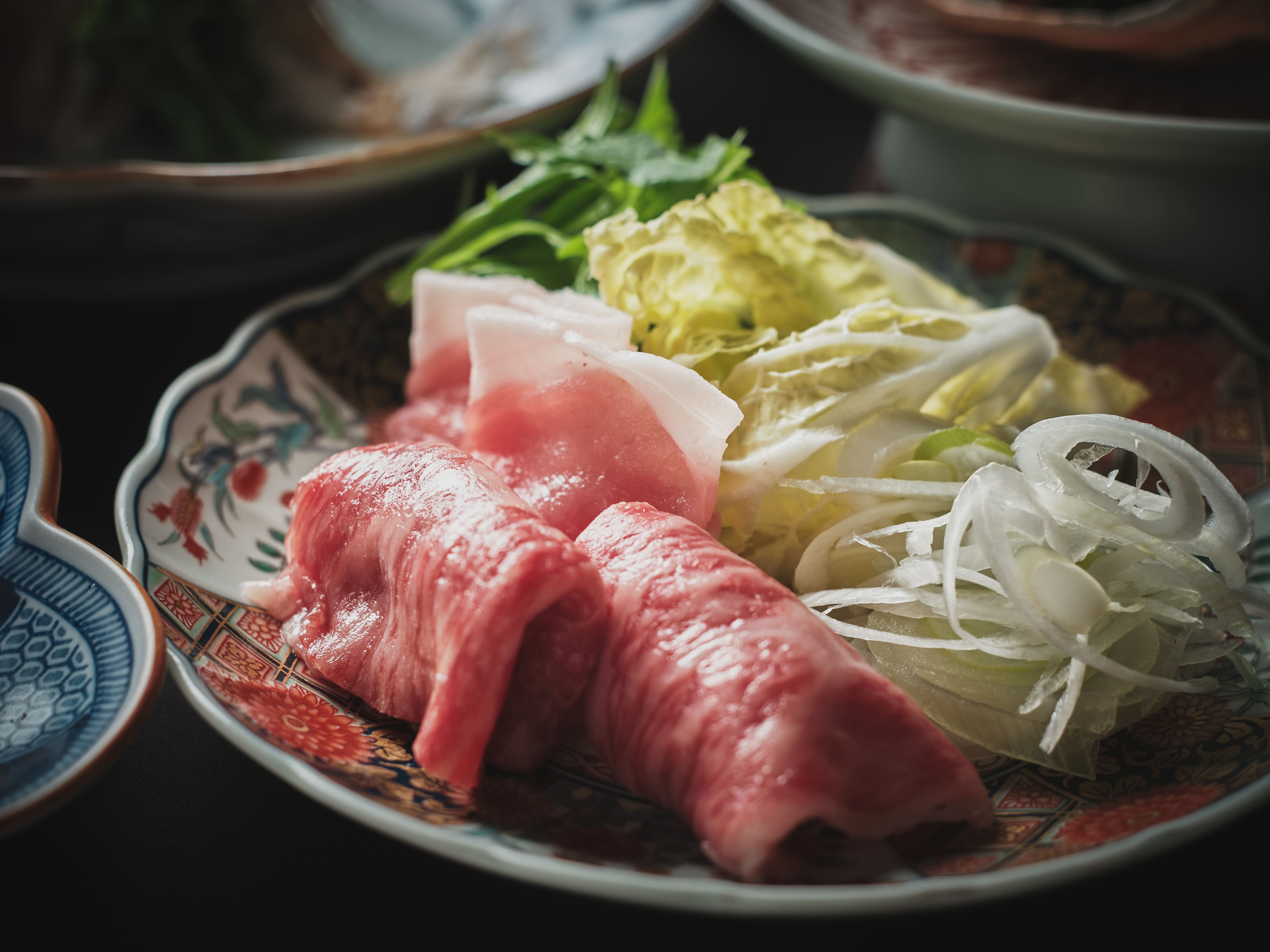山形牛肉和豬肉涮鍋懷石料理圖像