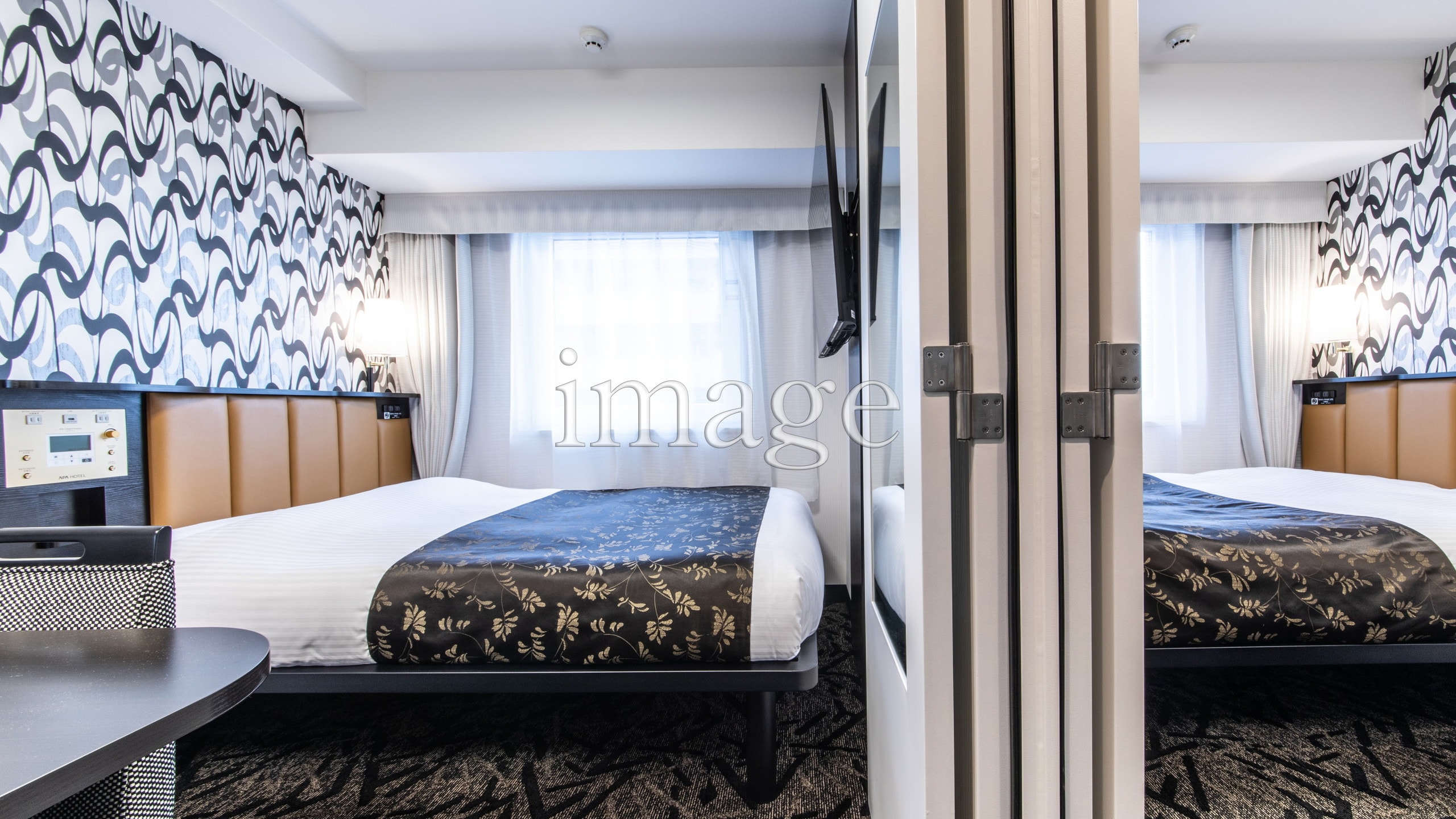 Connecting Rooms