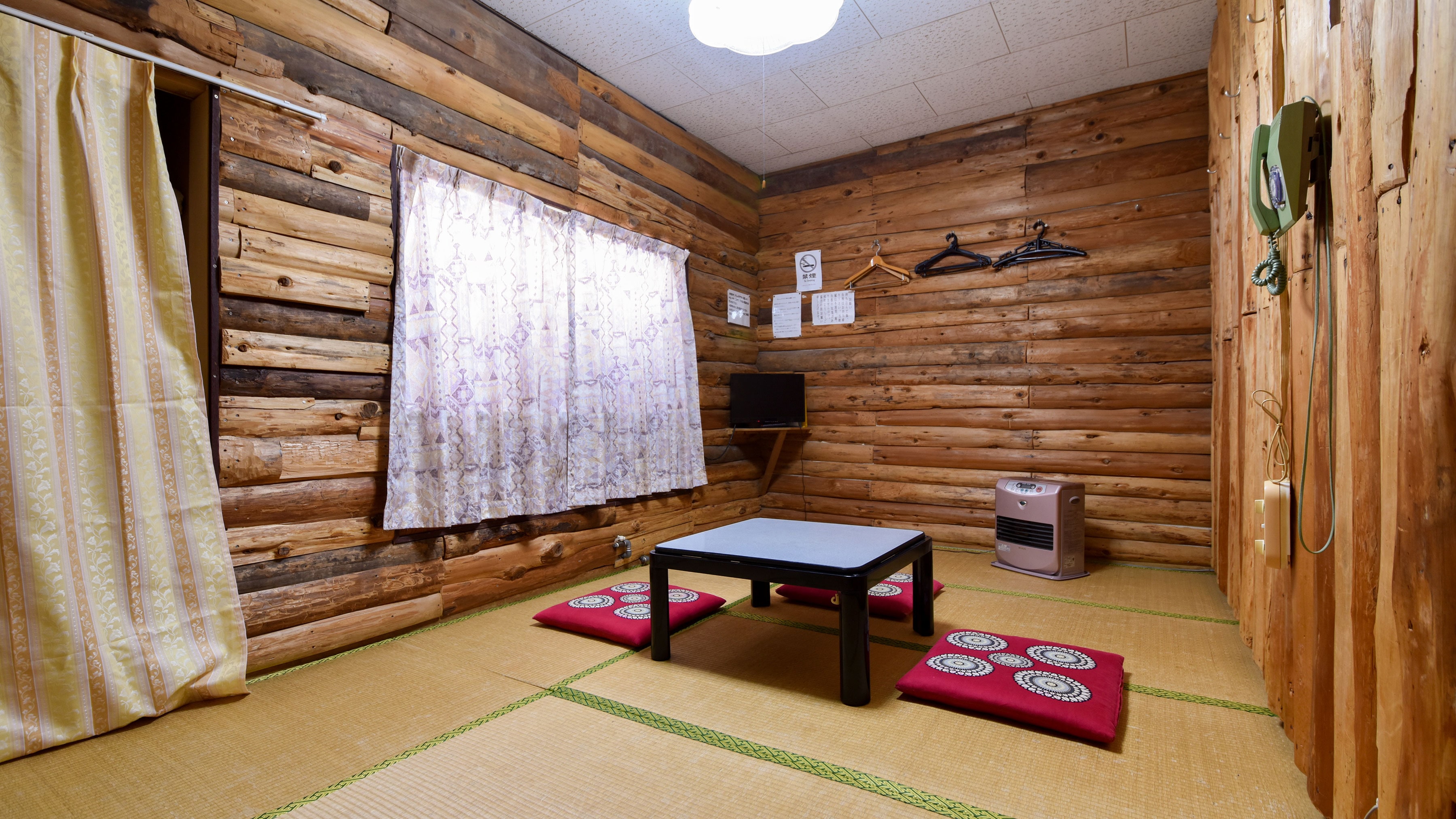 *Contoh kamar/ruangan bergaya Jepang