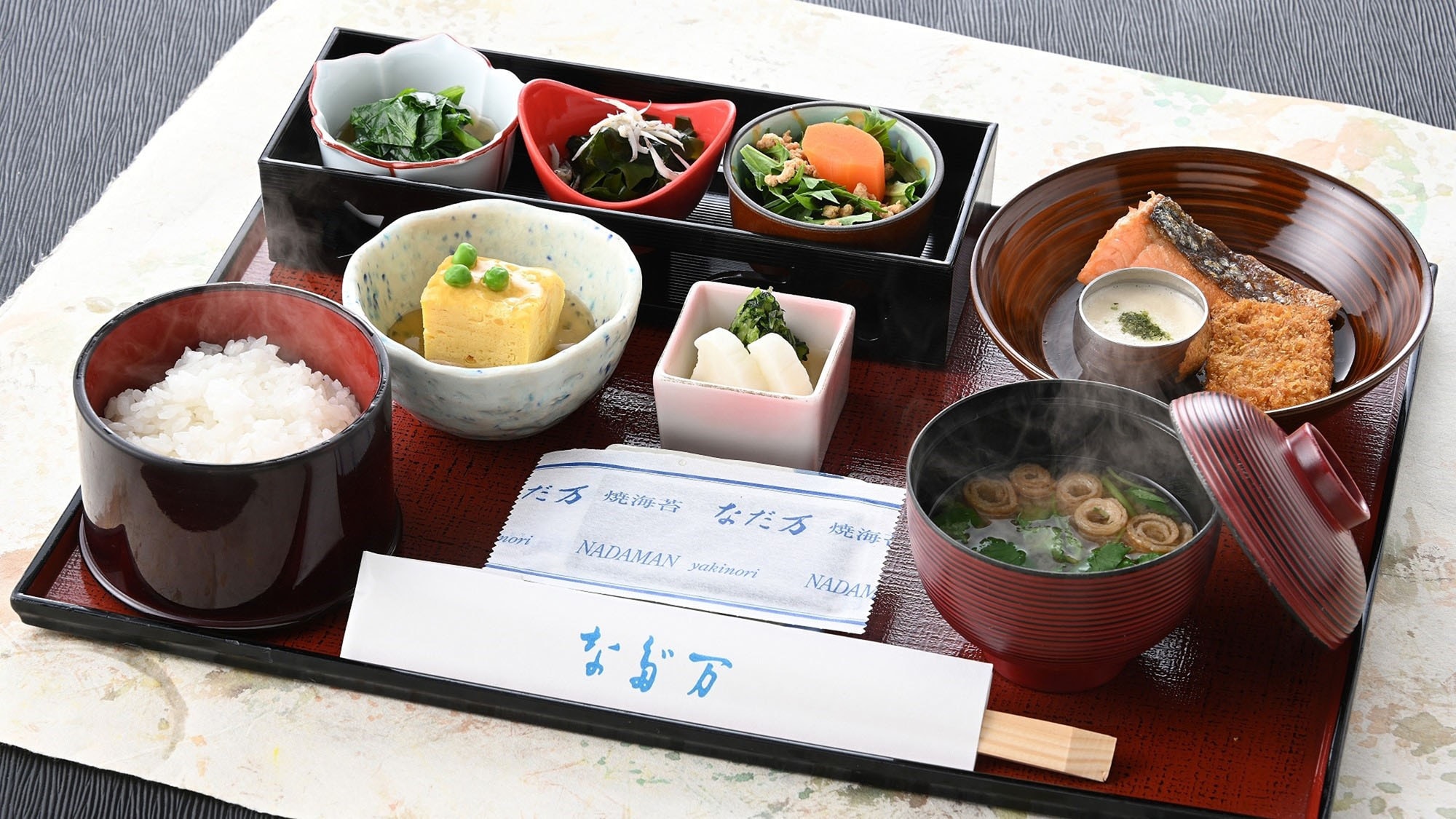 Breakfast: "Hiroshima Nadaman" Japanese breakfast (*Image)