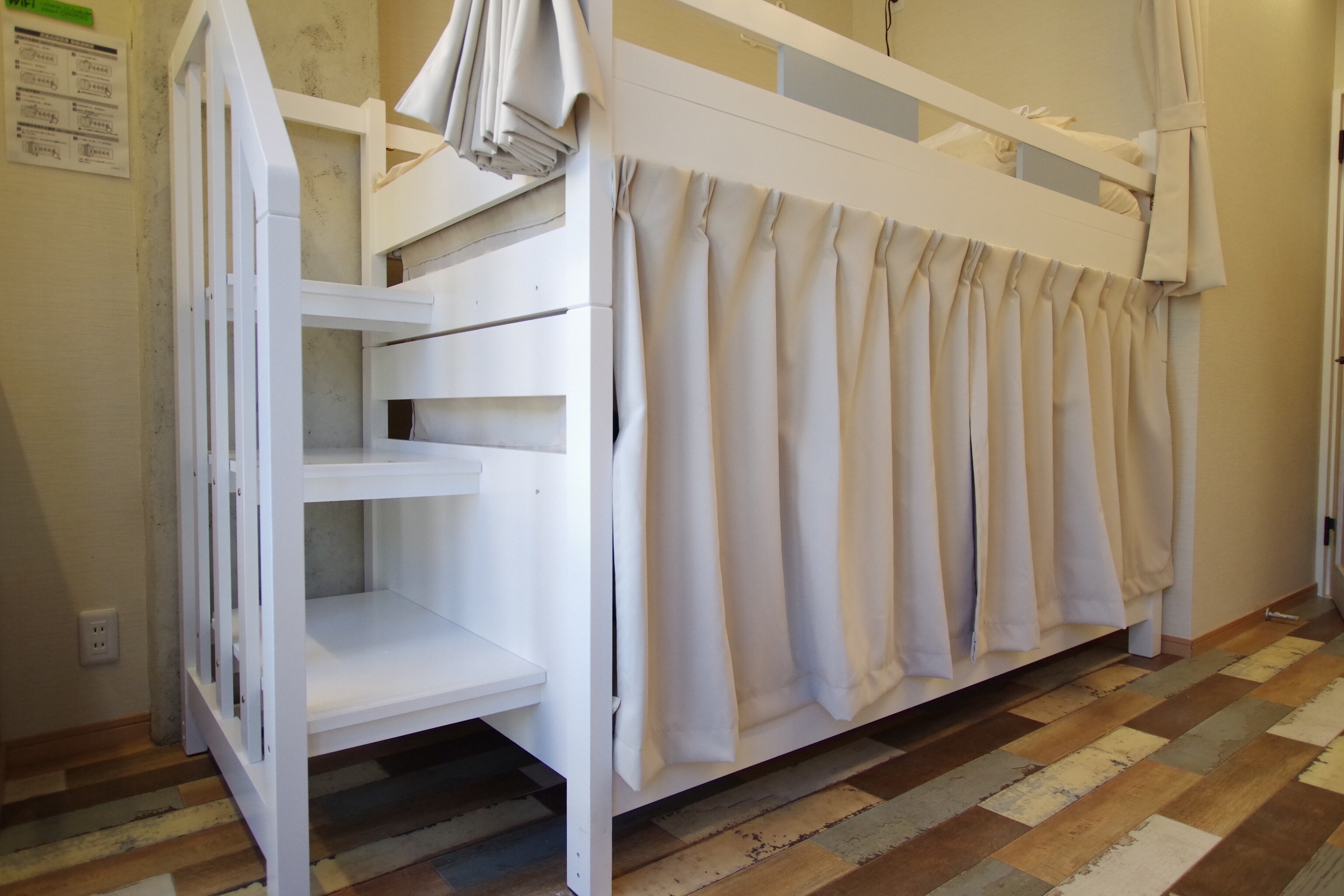 Bunk bed room