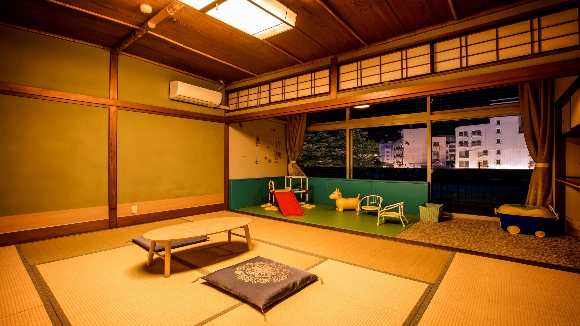 Kids room Japanese style room *Example of a guest room
