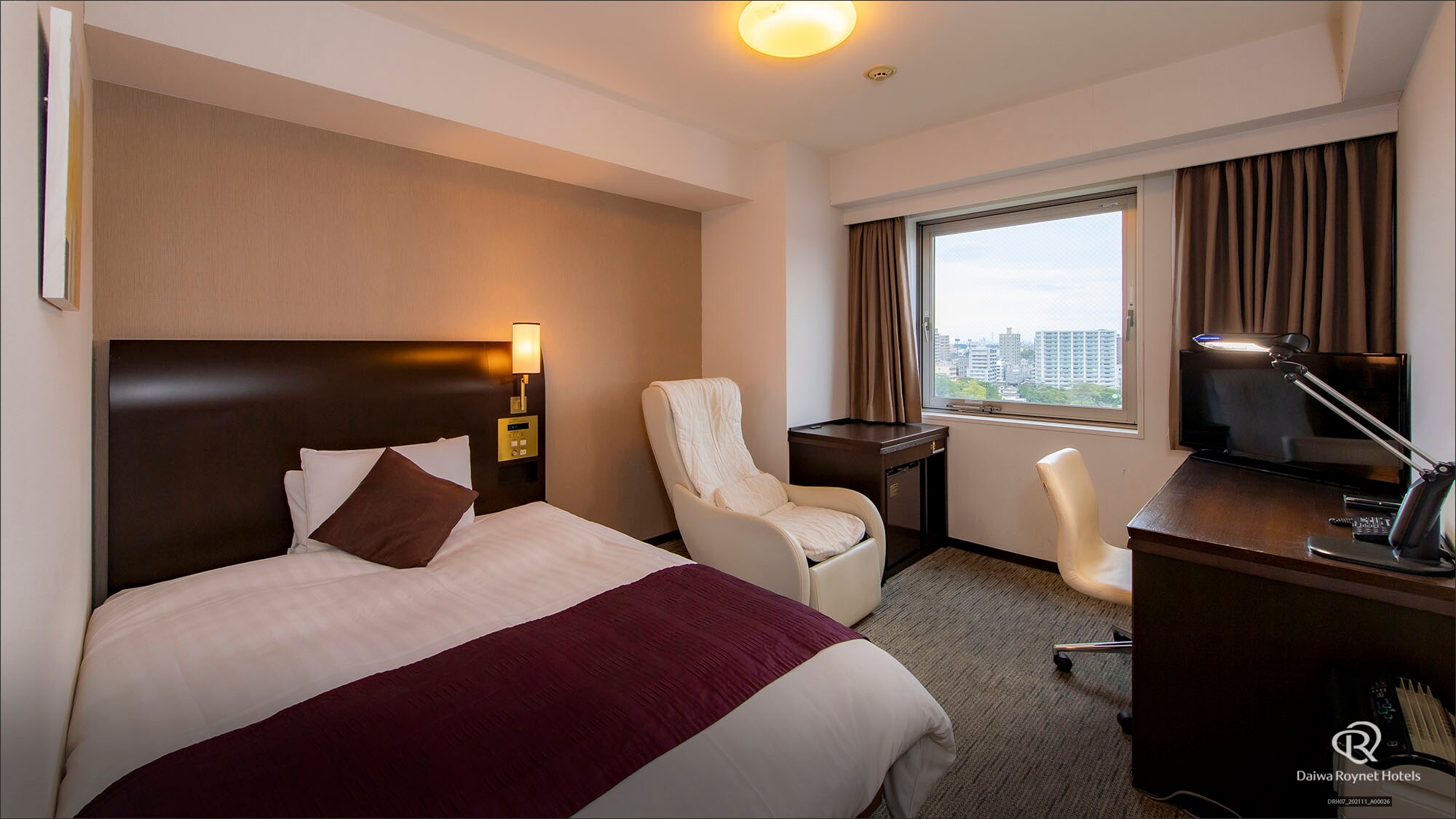 【休息室】约20.7平方米