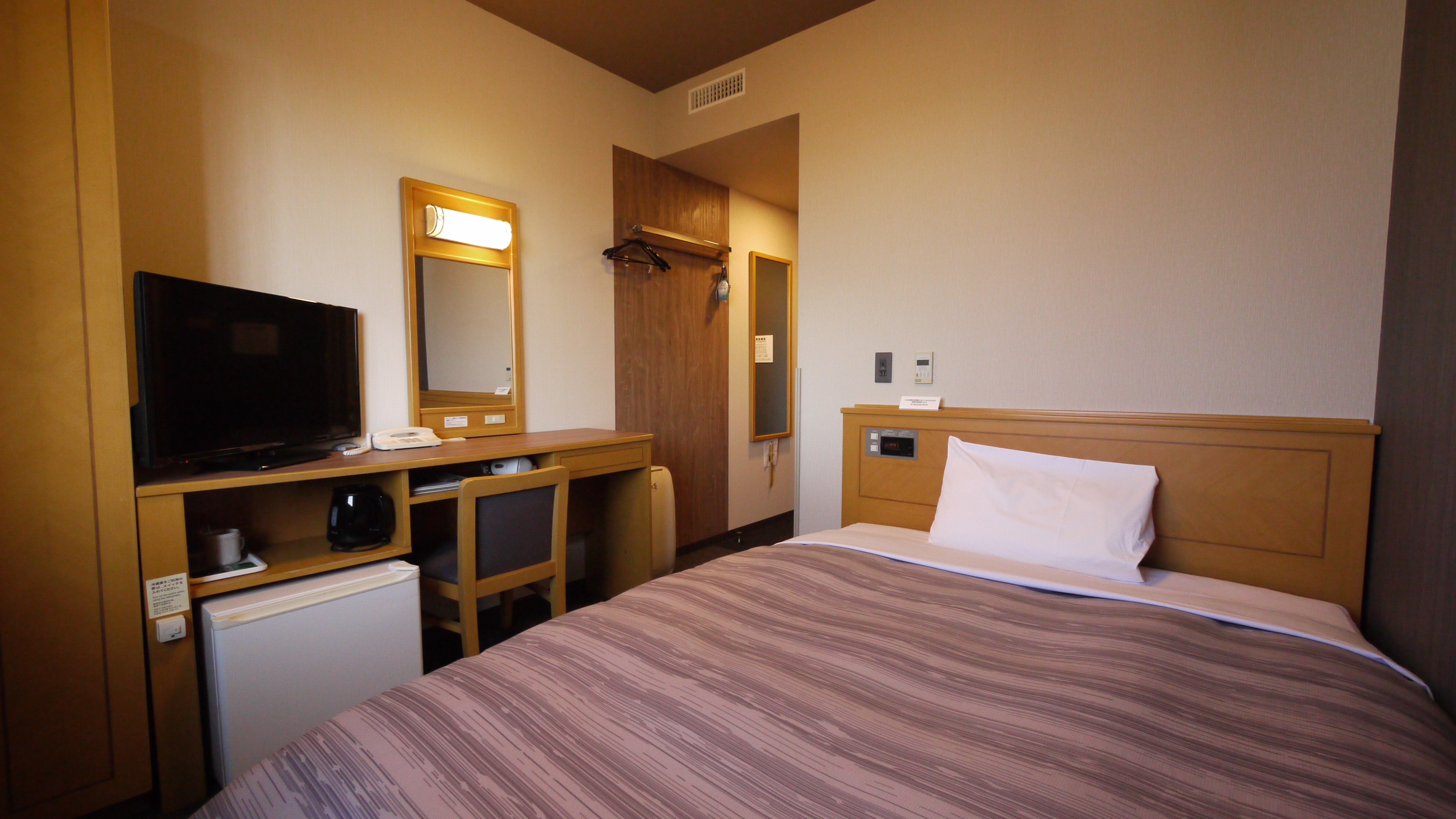 Single room ◆ Ideal for business trips and solo travelers.