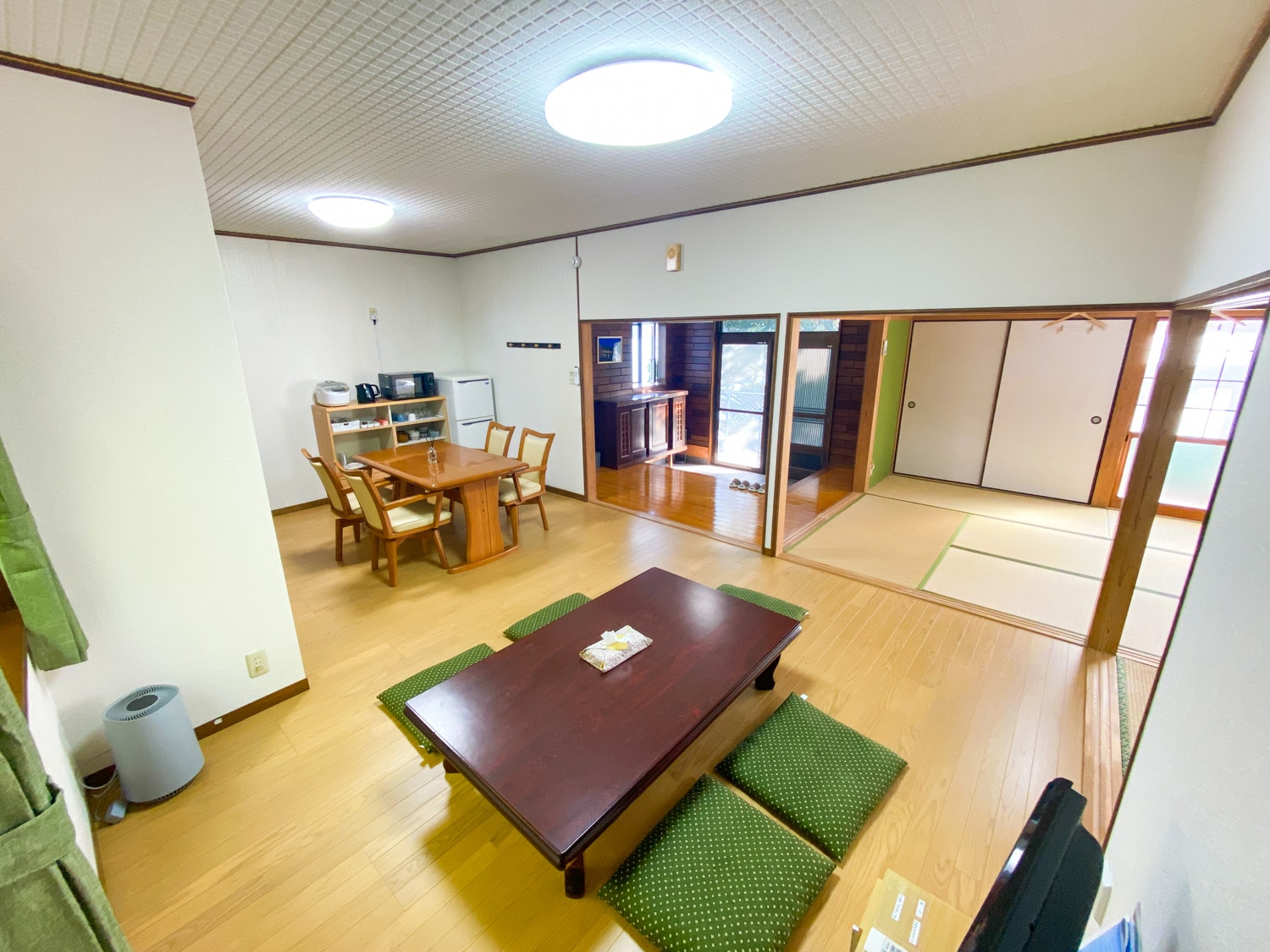 Interior view from living room to entrance