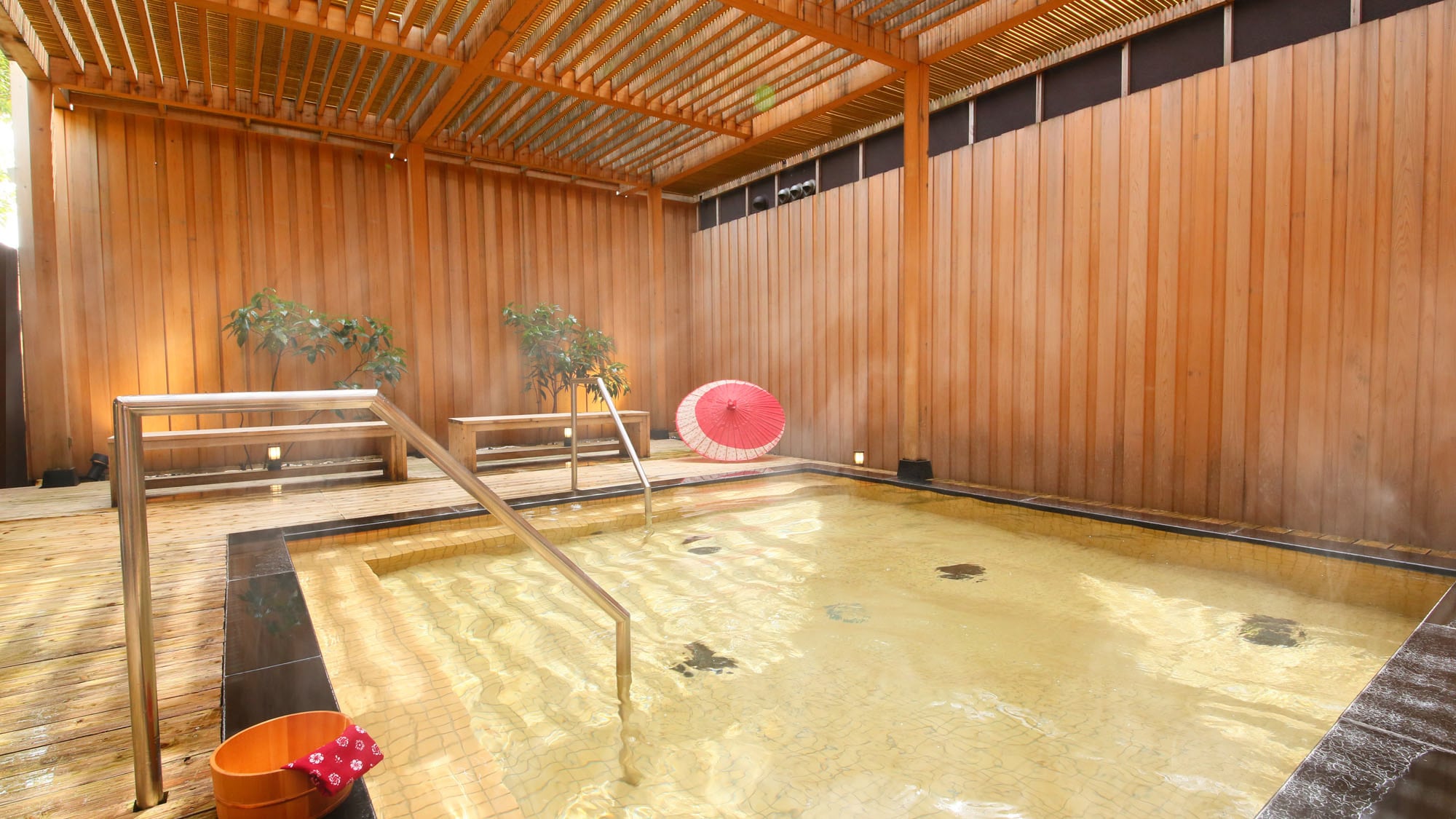 Garden open-air bath ④