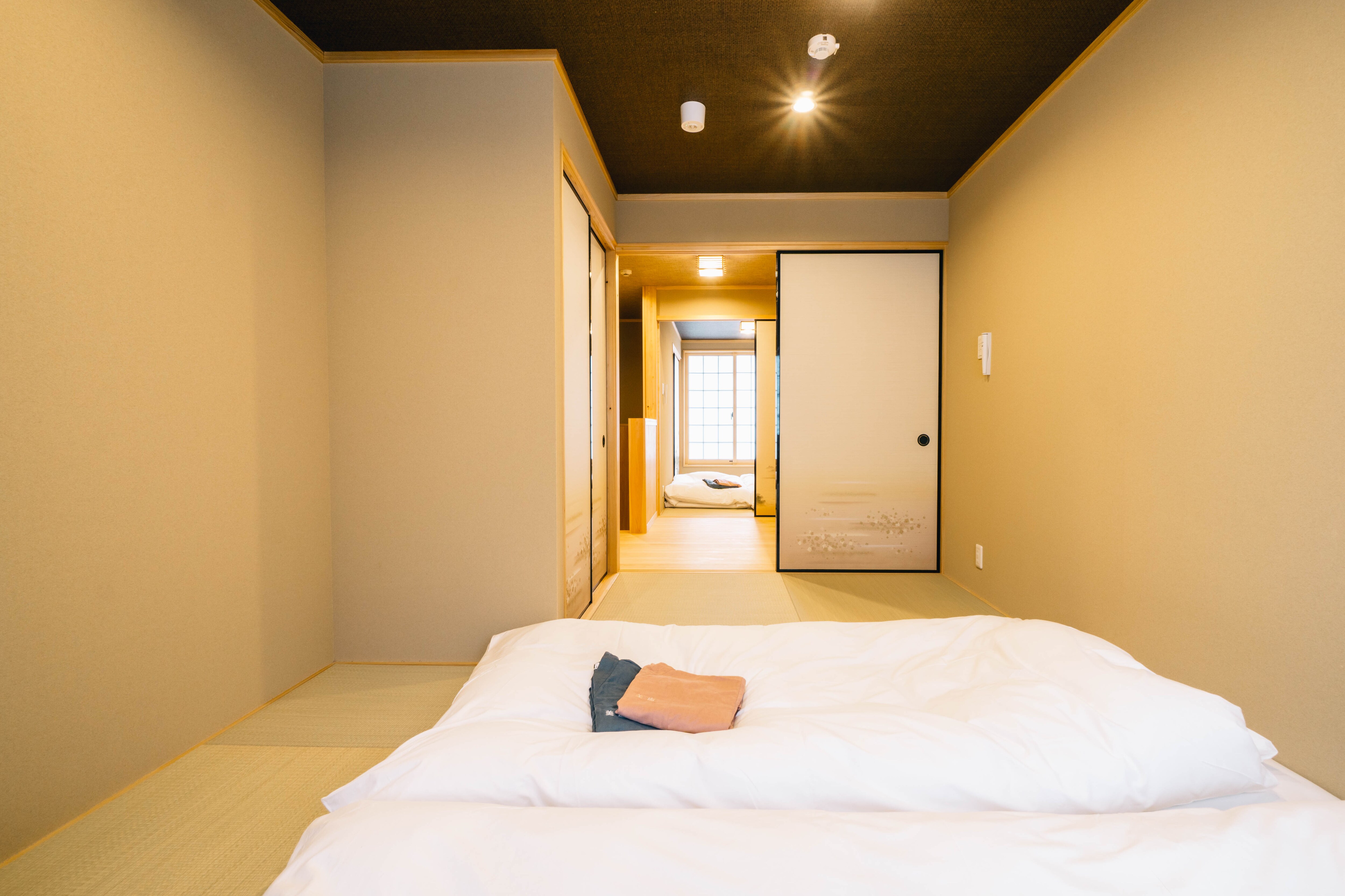 Japanese-style room