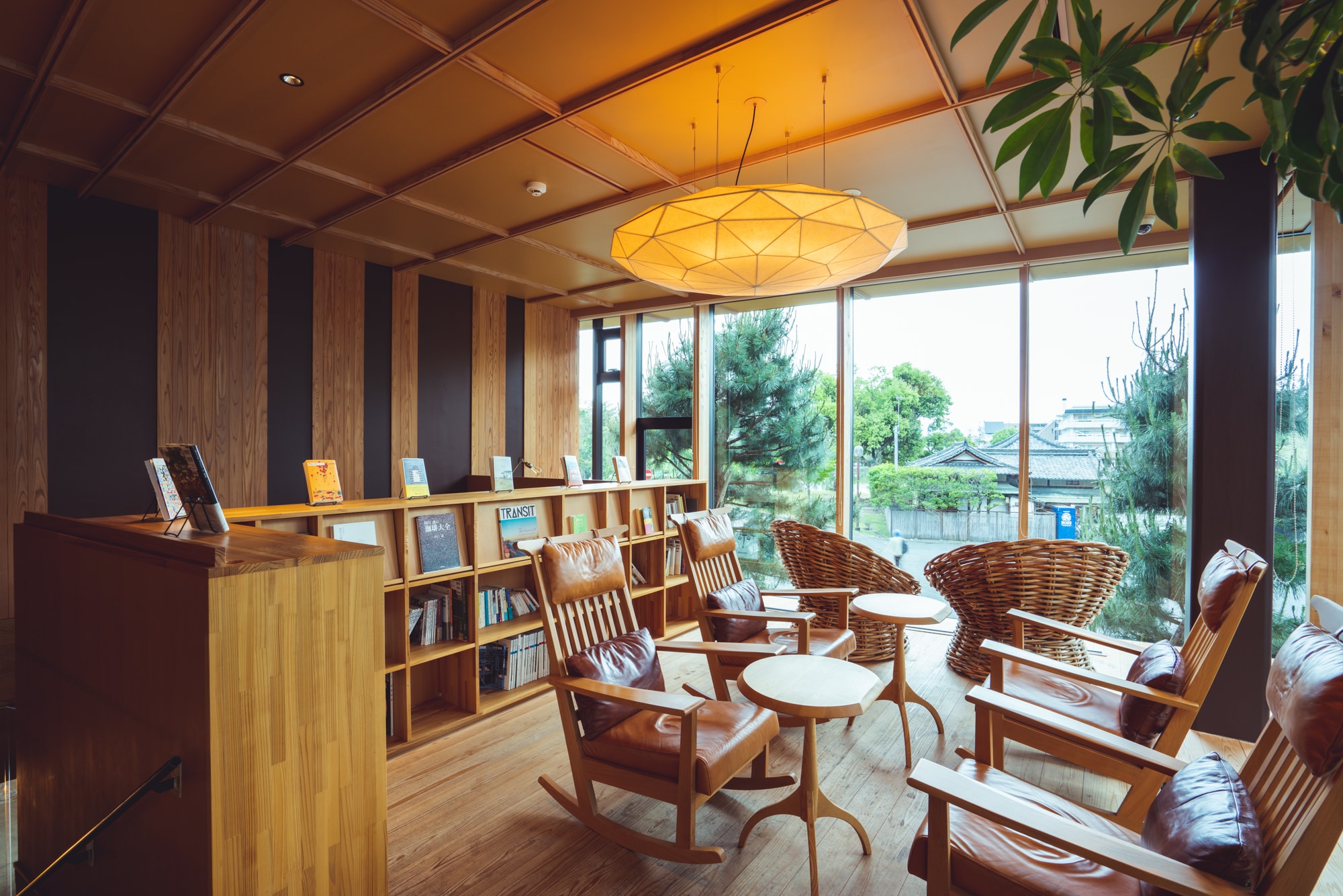 圖書館及檔案室