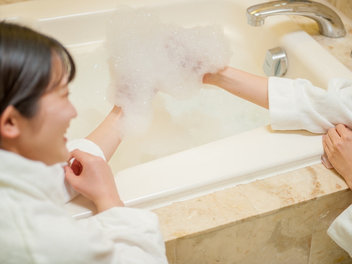 Bubble bath image