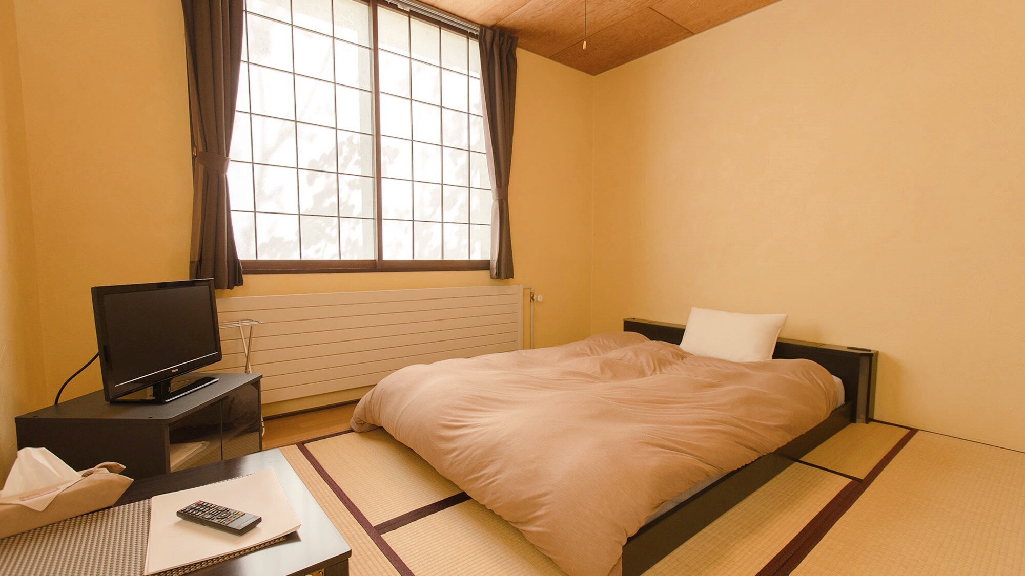 *Western-style double bedroom/