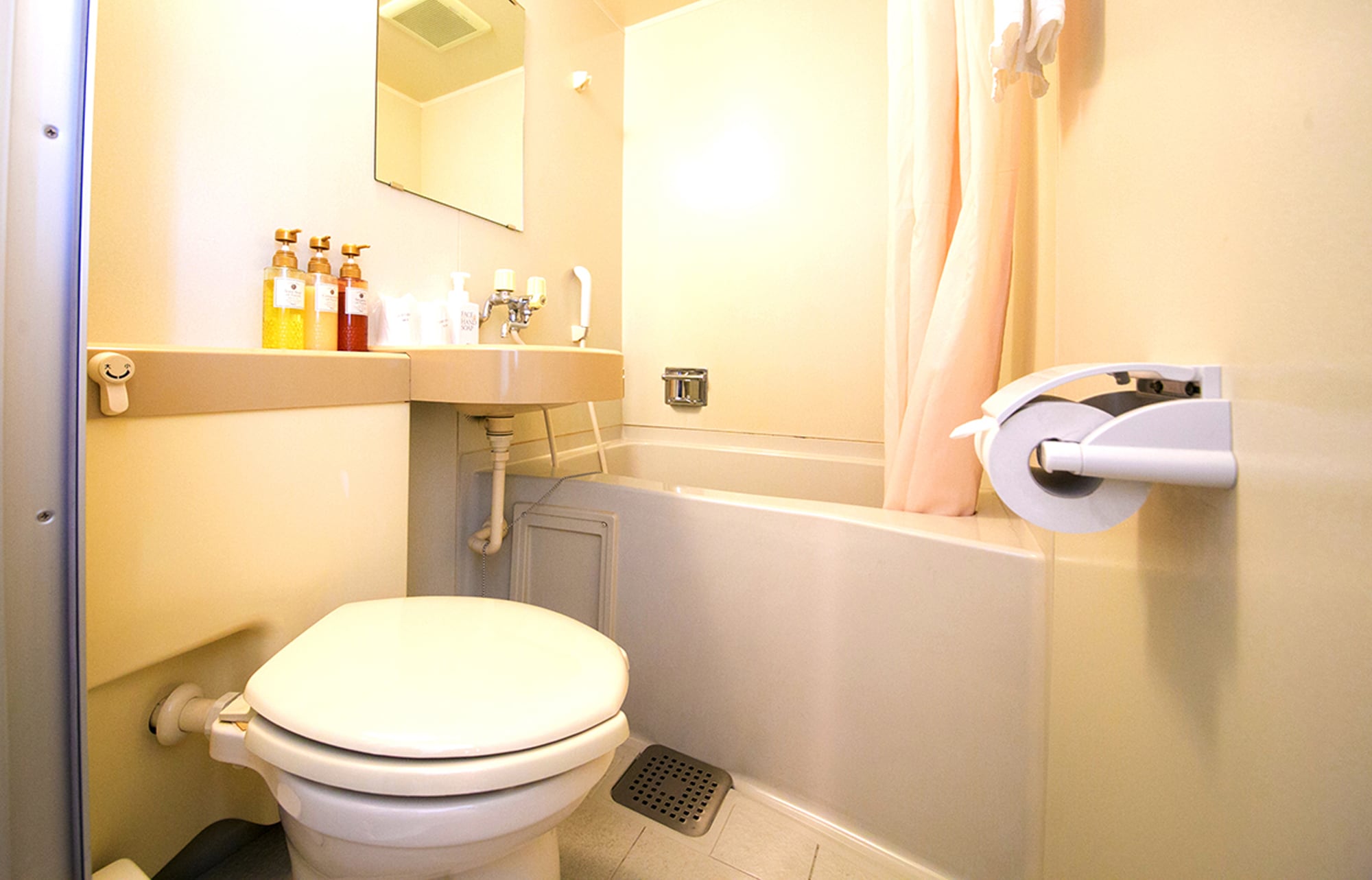 Unit bath (Western-style room)