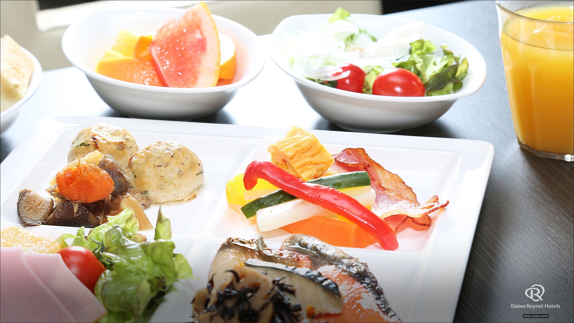 Breakfast buffet arrangement example