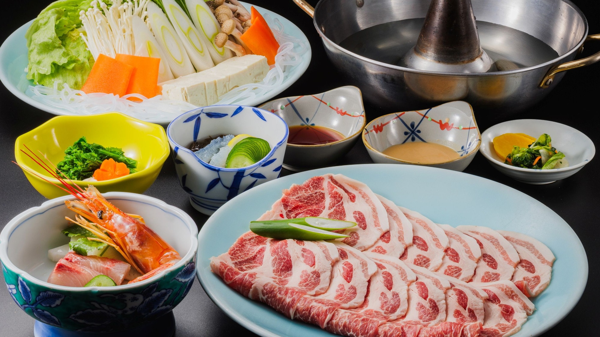 [Rice Daughter Pig Shabu-Shabu Set] Healthy shabu-shabu of "Rice Daughter Pig," which won the top prize in the pork competition in Japan.