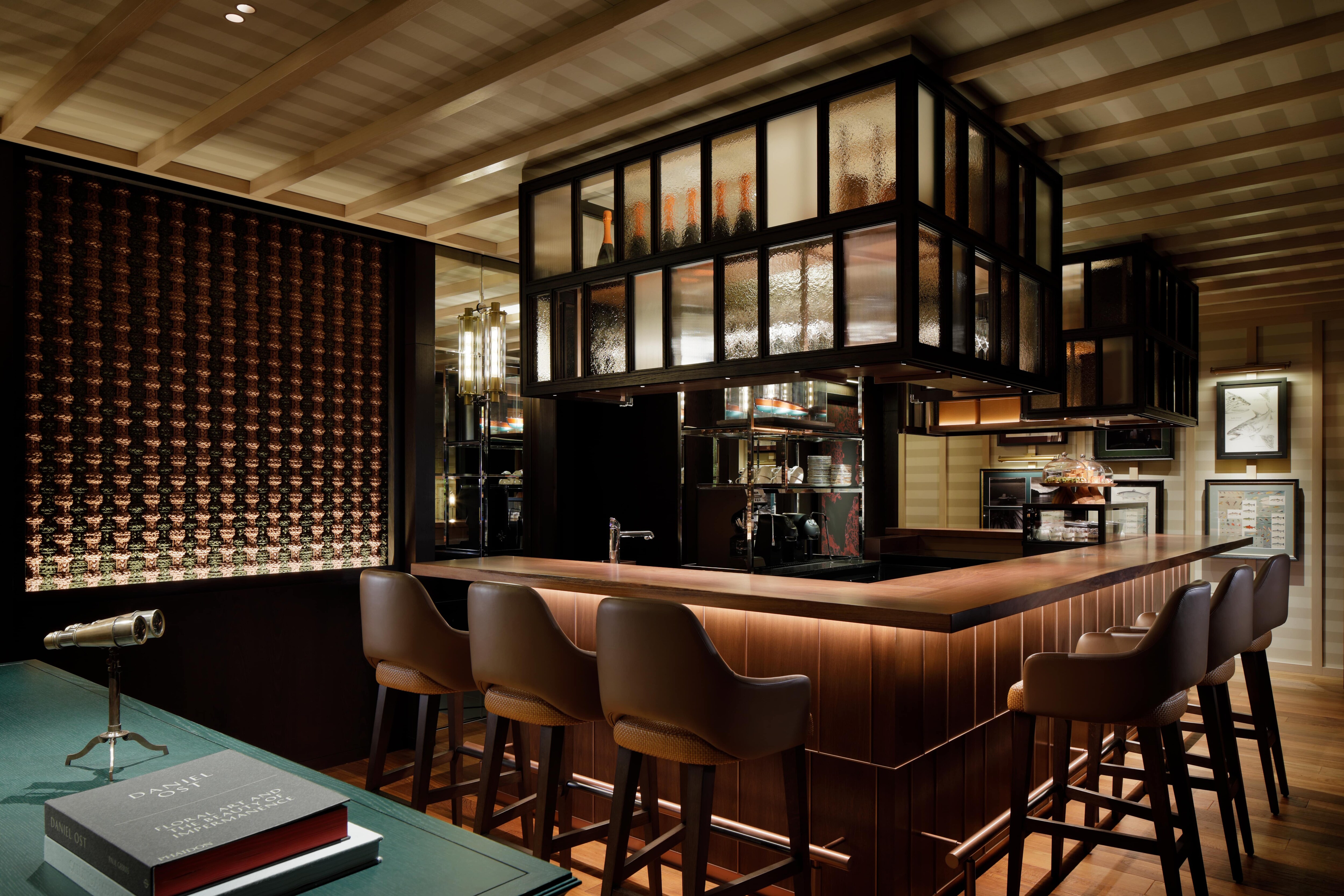 Lake house counter