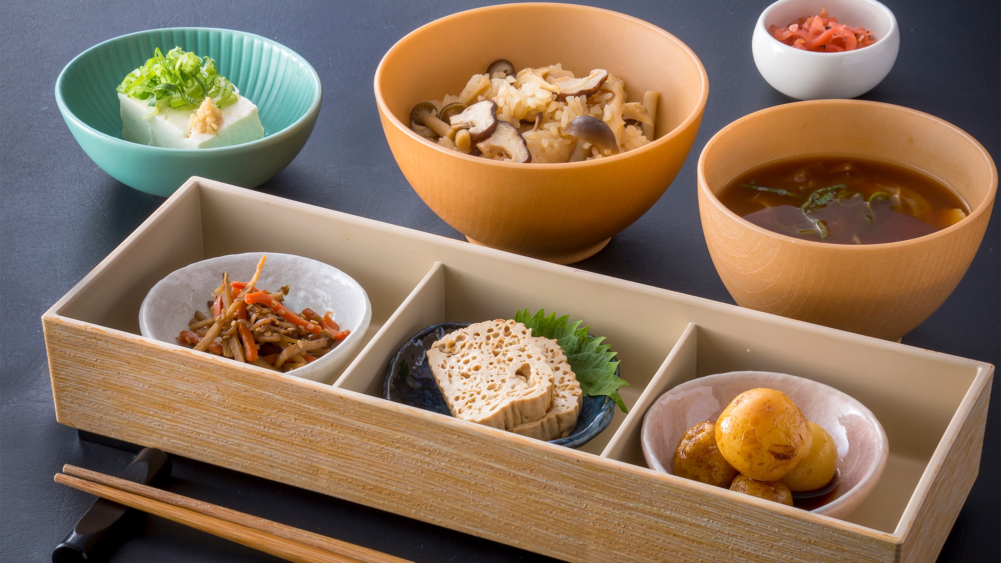 Lựa chọn bữa tối: Bữa ăn Takikomi gohan