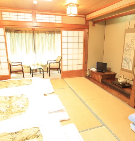 S Main Building 1F Japanese-style room 8 tatami mats + Japanese-style room 6 tatami mats S124