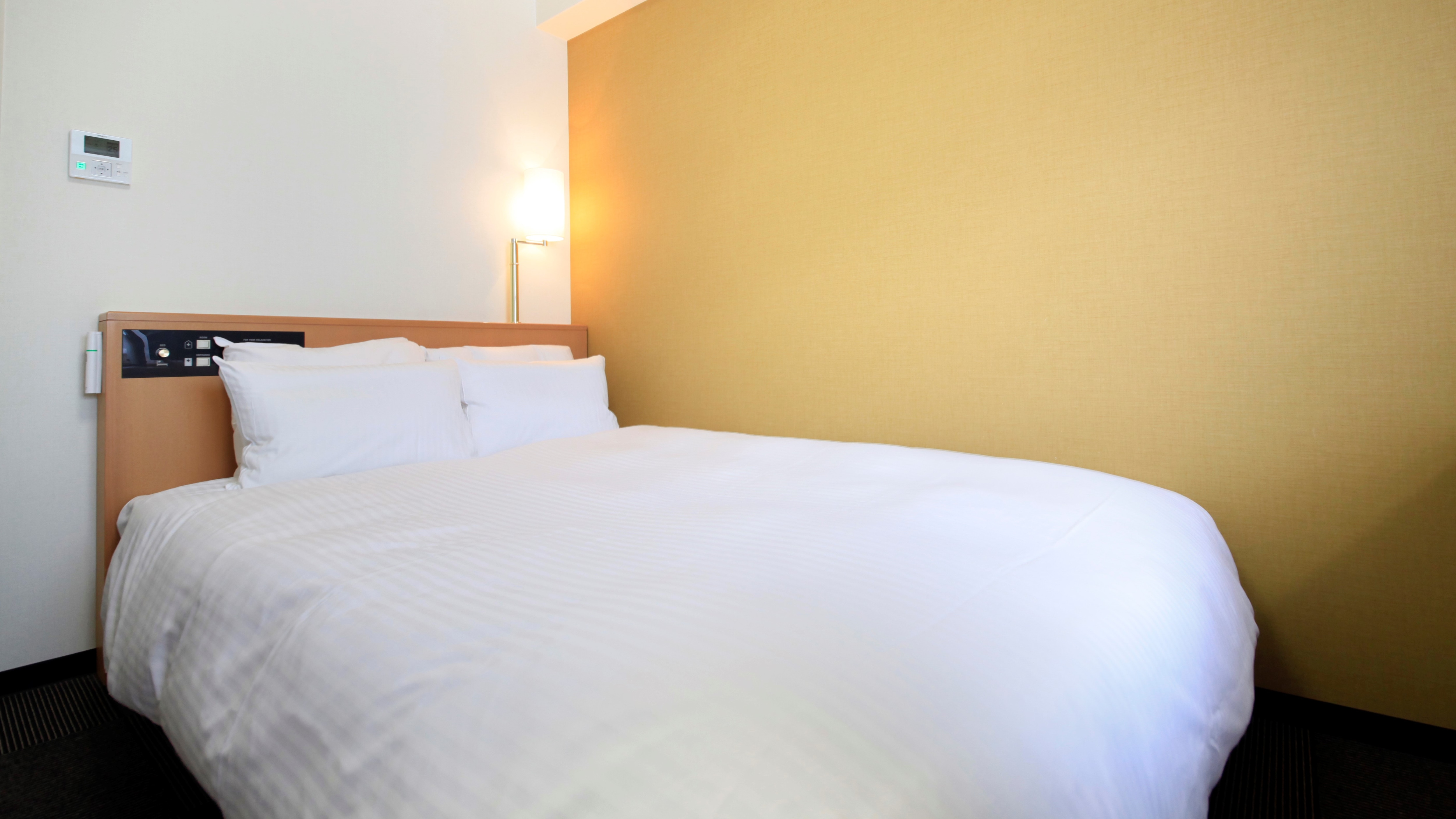 Standard double (140cm bed/18m2)
