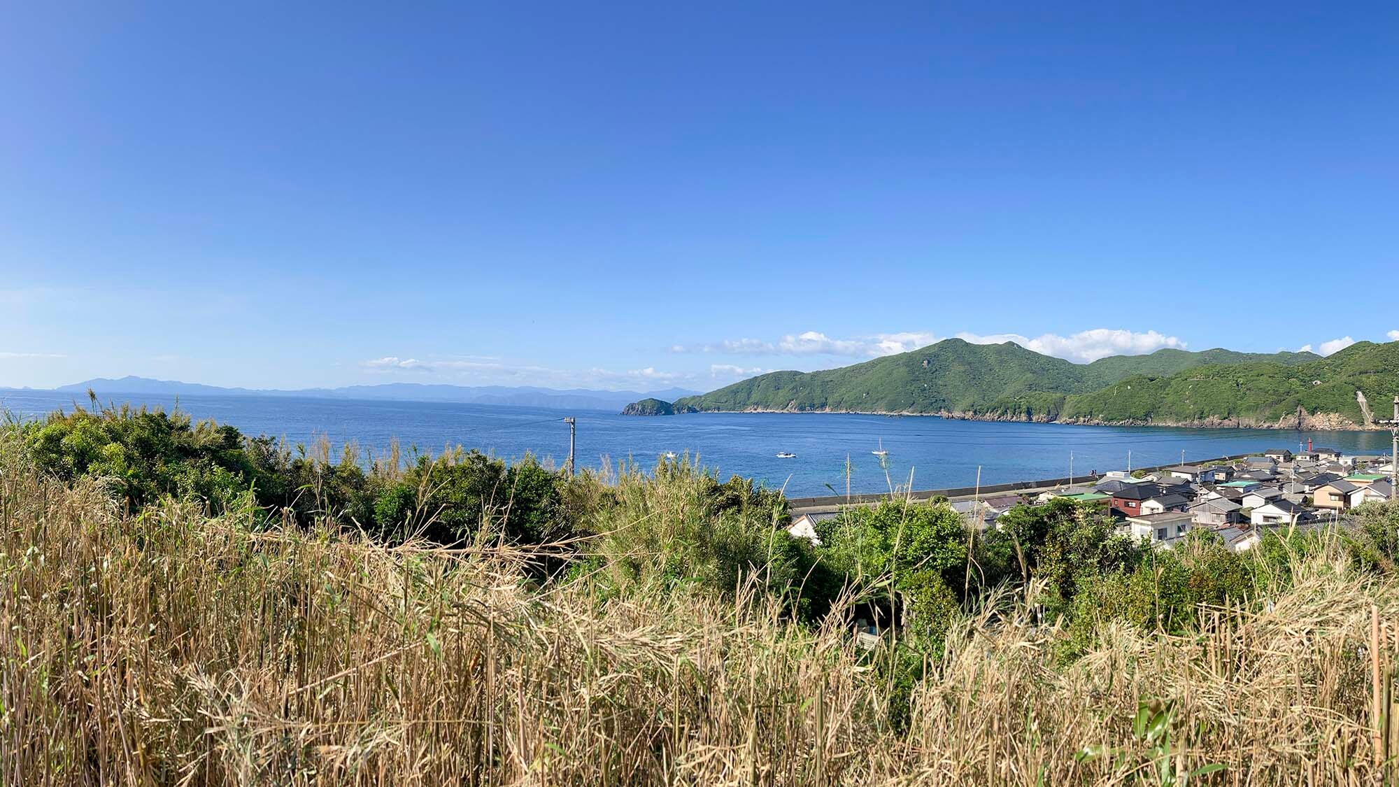 ・[ภายนอก] สถานที่แห่งนี้ตั้งอยู่บนเนินเขาในคาชิวาจิมะ จึงมีทิวทัศน์ที่สวยงามโดดเด่น