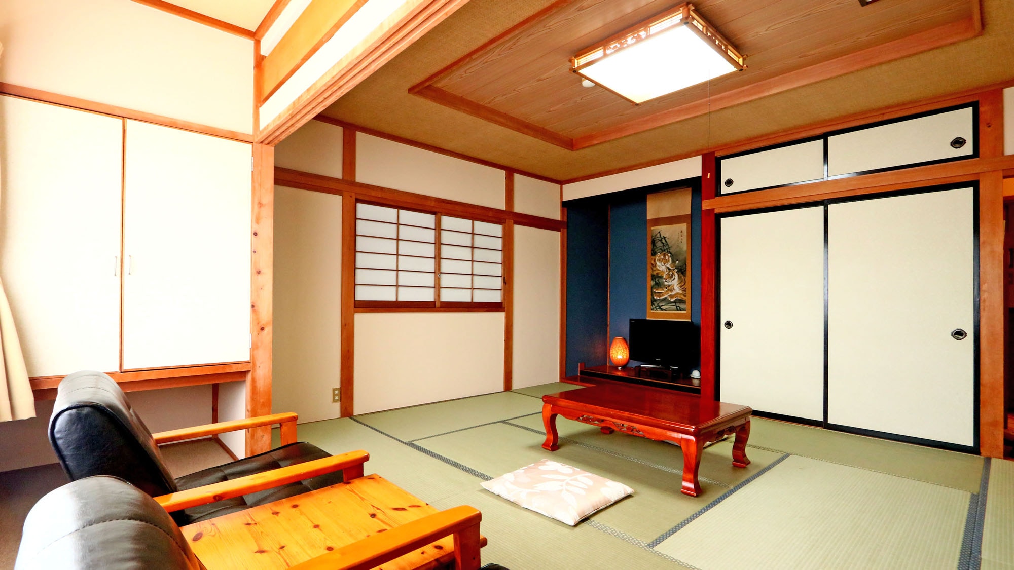 Japanese-style room: Enjoy your stay