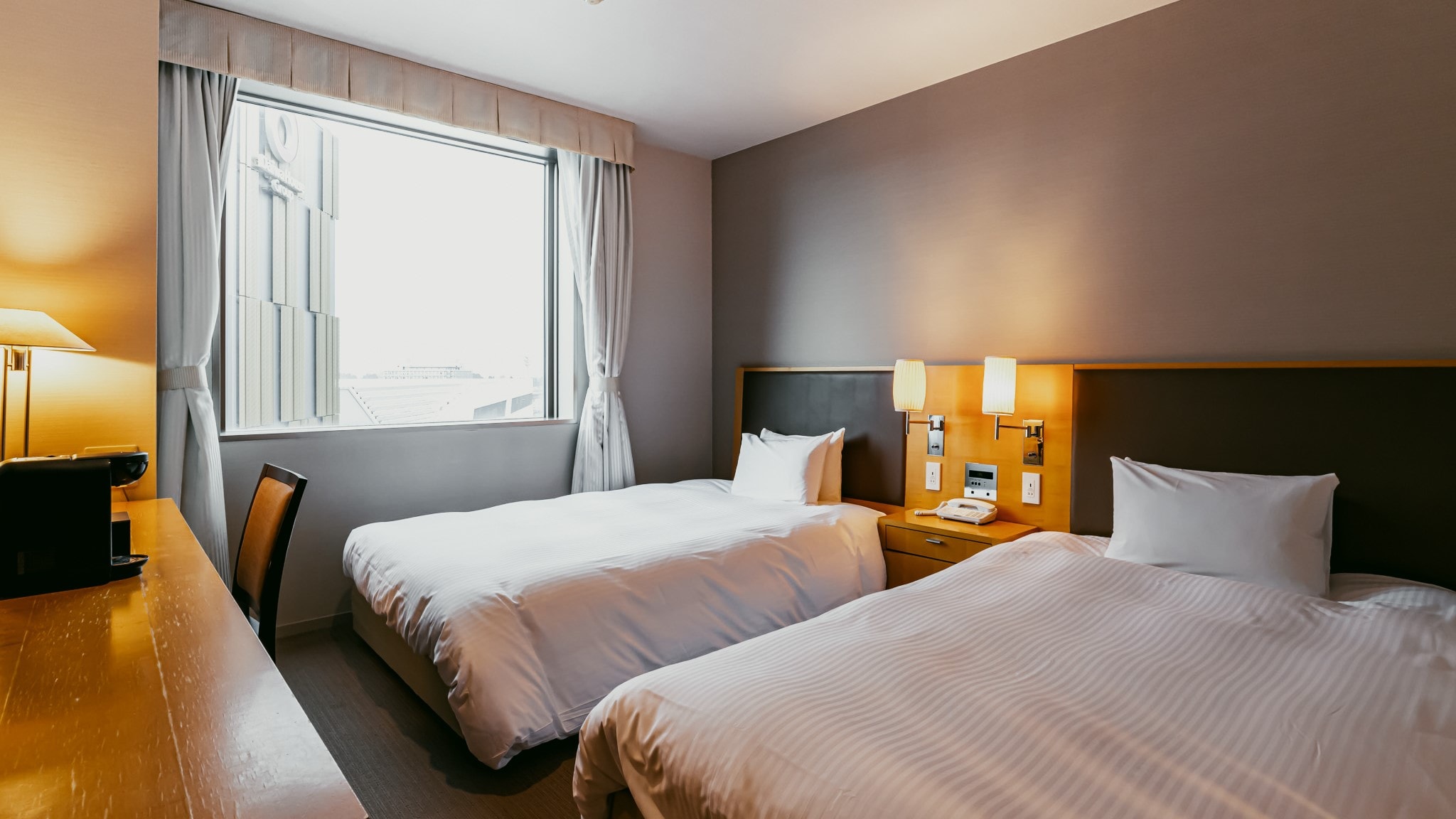 Moderate twin [20㎡] Bed size 122cm x 203cm x 2 beds