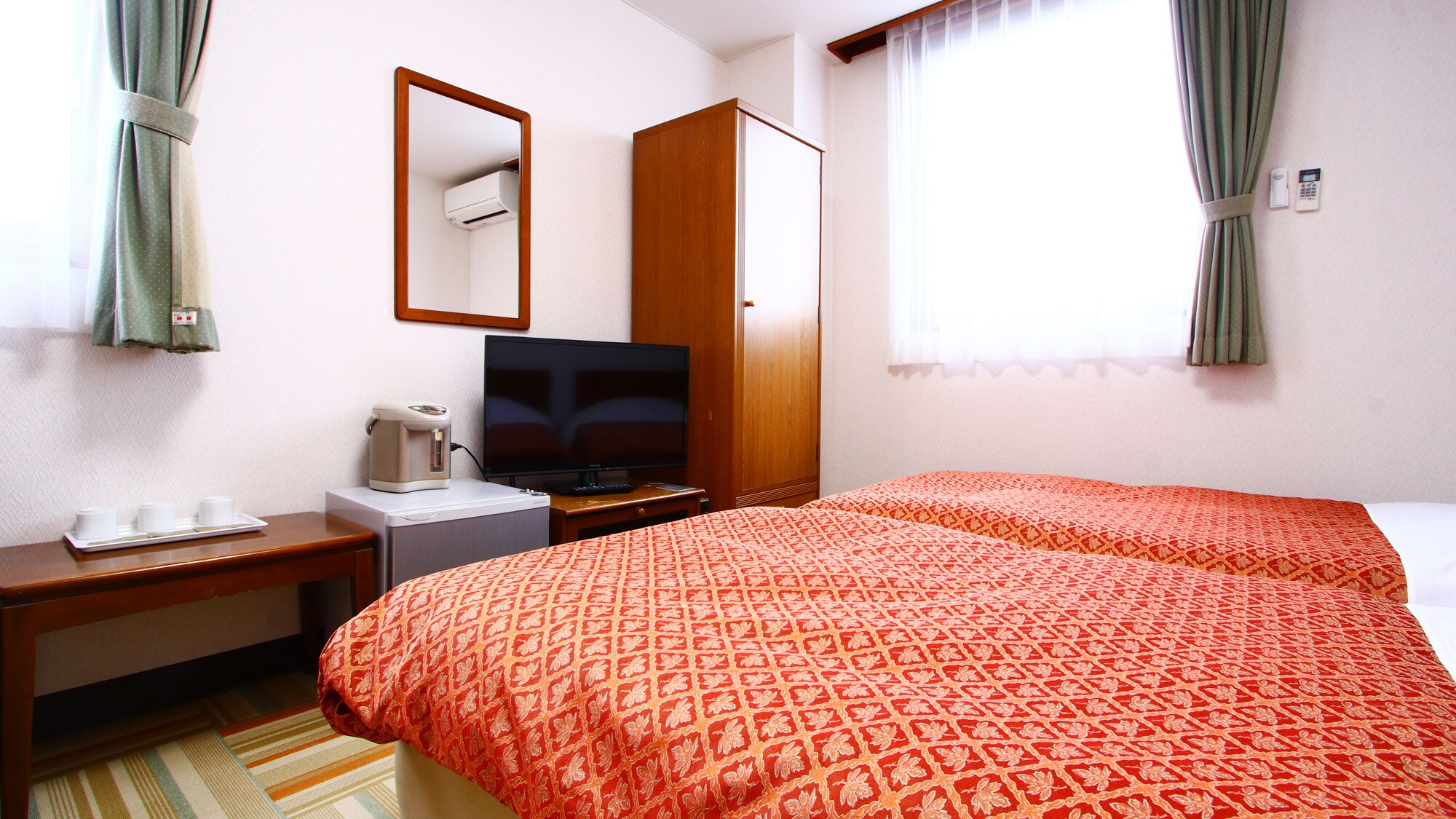 Twin room in the main building Can be used by 1 or 2 people
