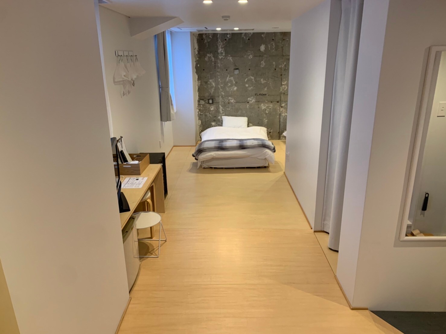 5-person room (2 beds, 3 futons)