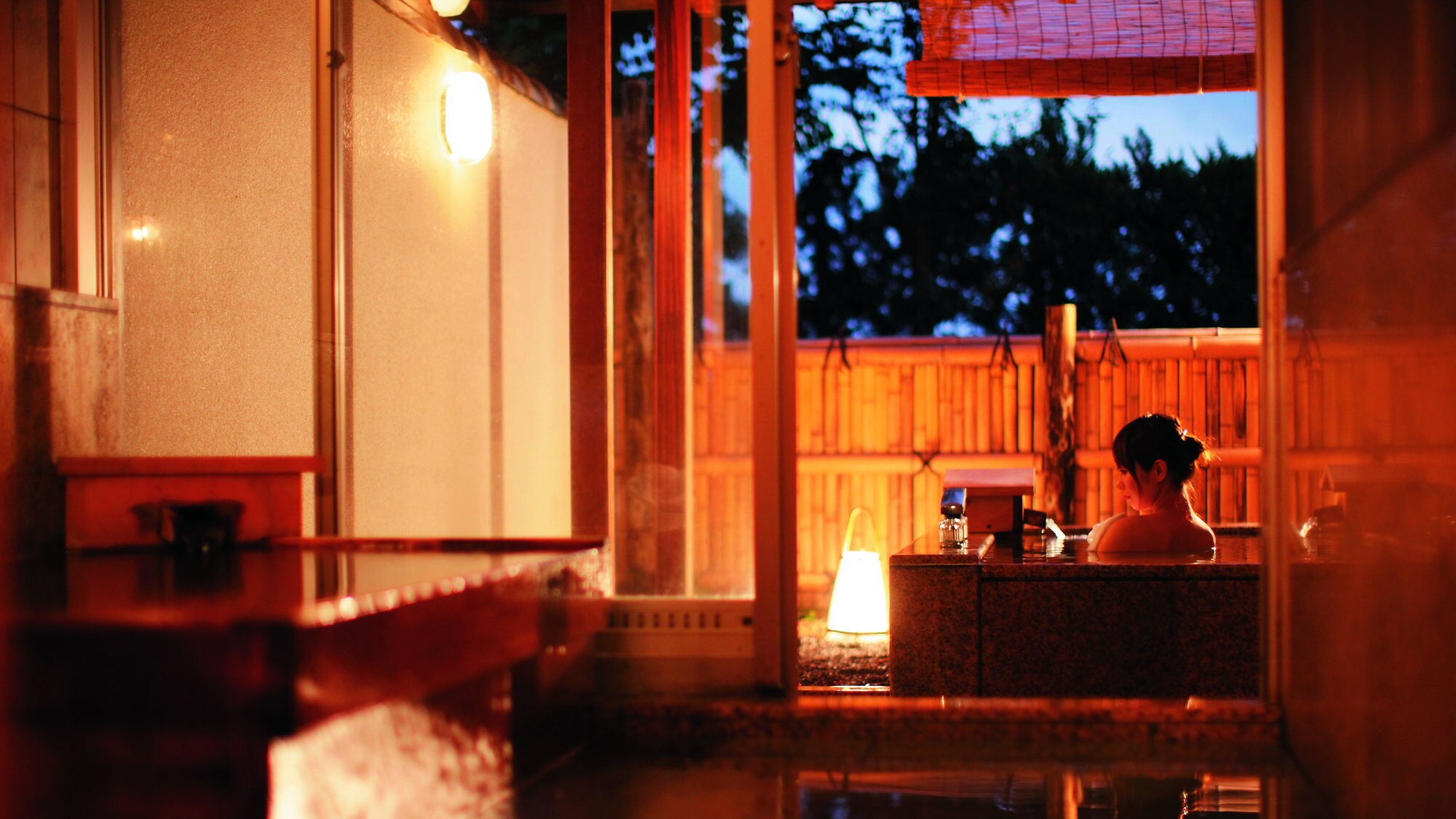 "Kaen": Private open-air bath