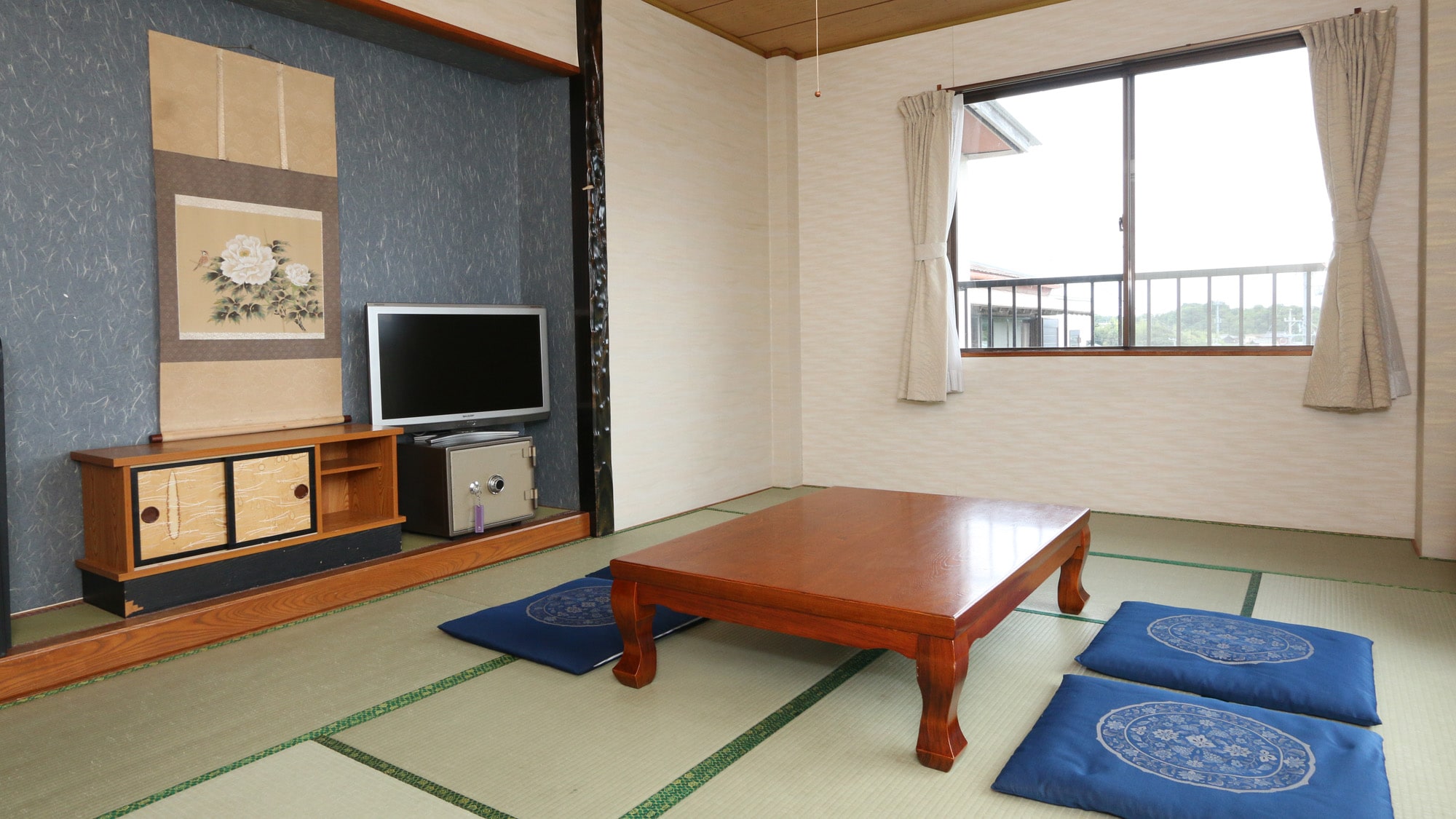 Contoh kamar tamu (Shiosai)