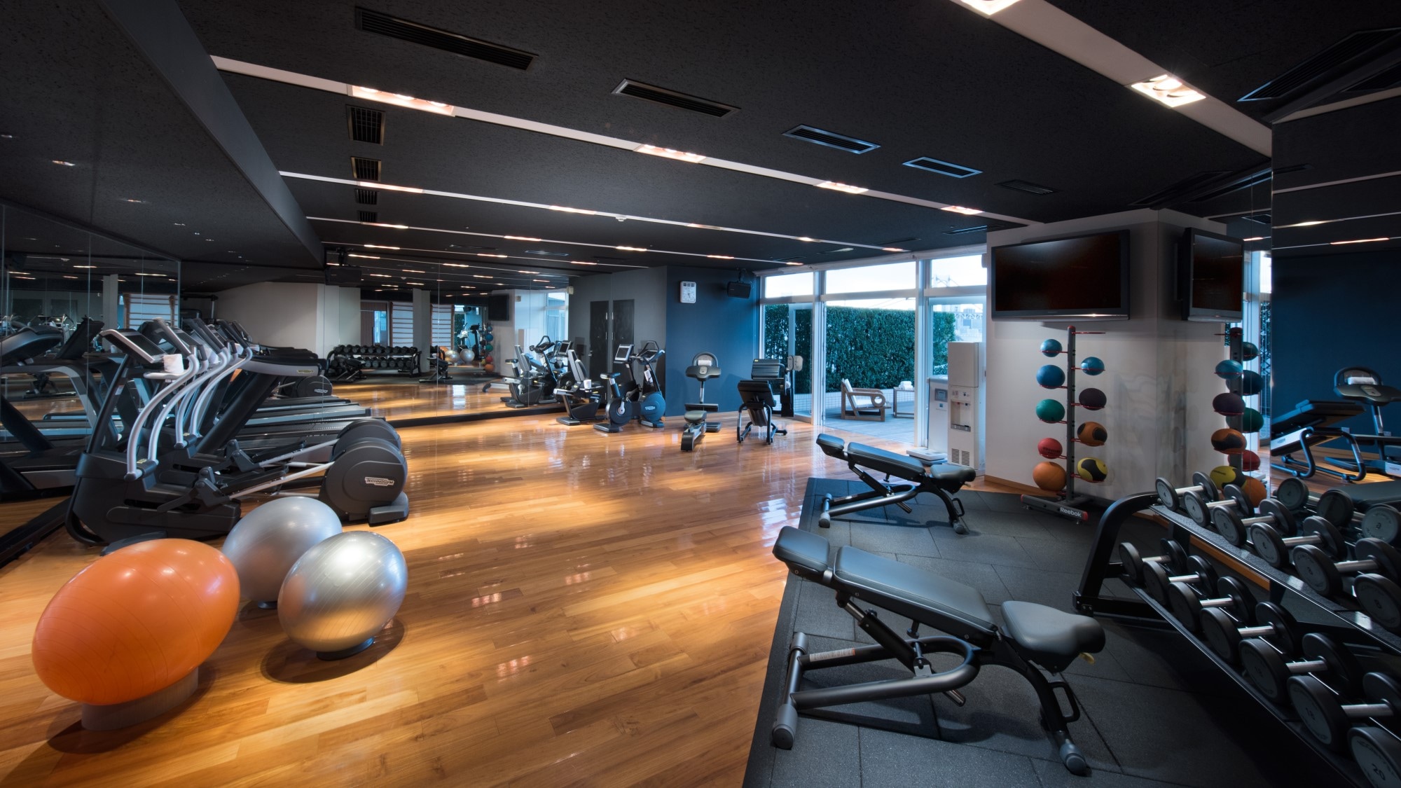 Fitness gym