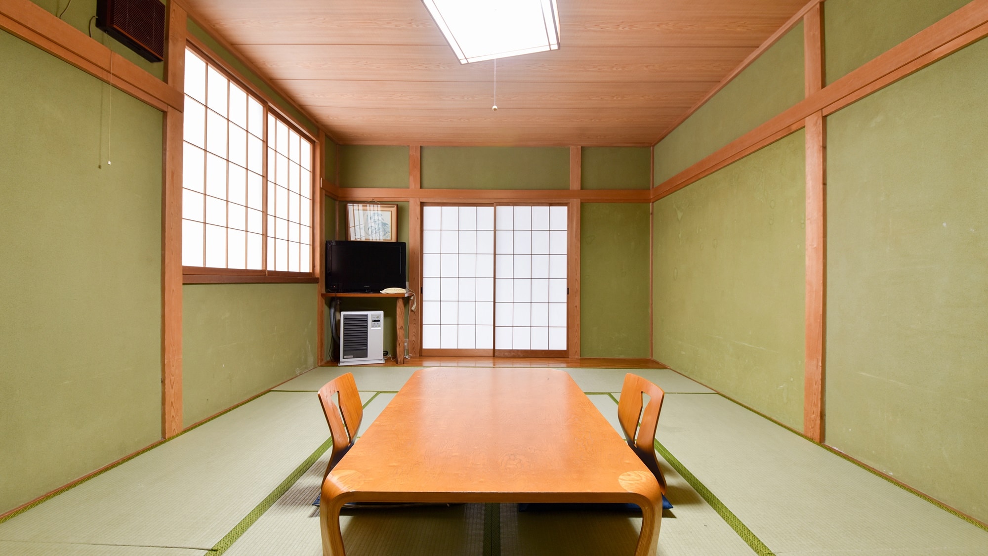 * Japanese-style room 10 tatami mats / We will prepare a relaxing space as if you came back to your parents' house ♪