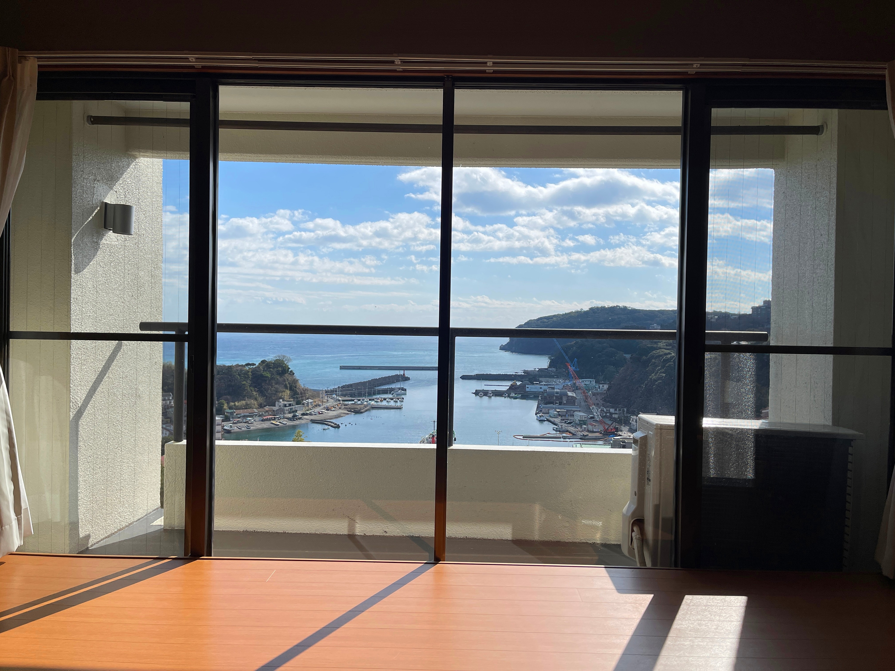 Ocean view spacious Japanese-style room (Umi)