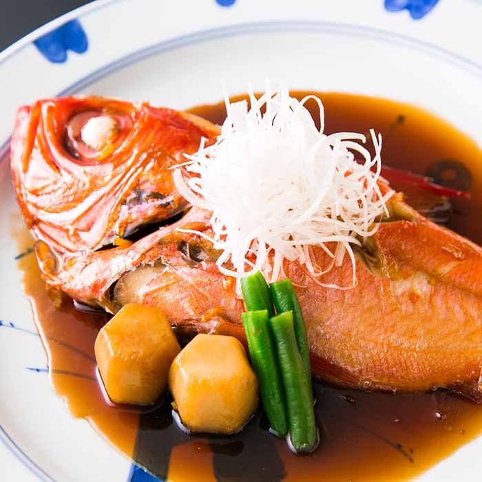 ปลาเก๋าแดงตุ๋นทั้งตัว