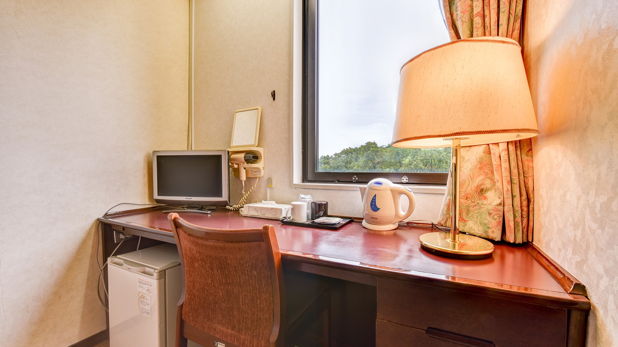 ※Not available※ 【Single】You can get ready in the morning or do some work while enjoying the view.