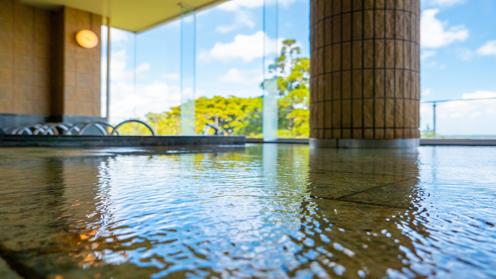 ห้องน้ำรวมขนาดใหญ่