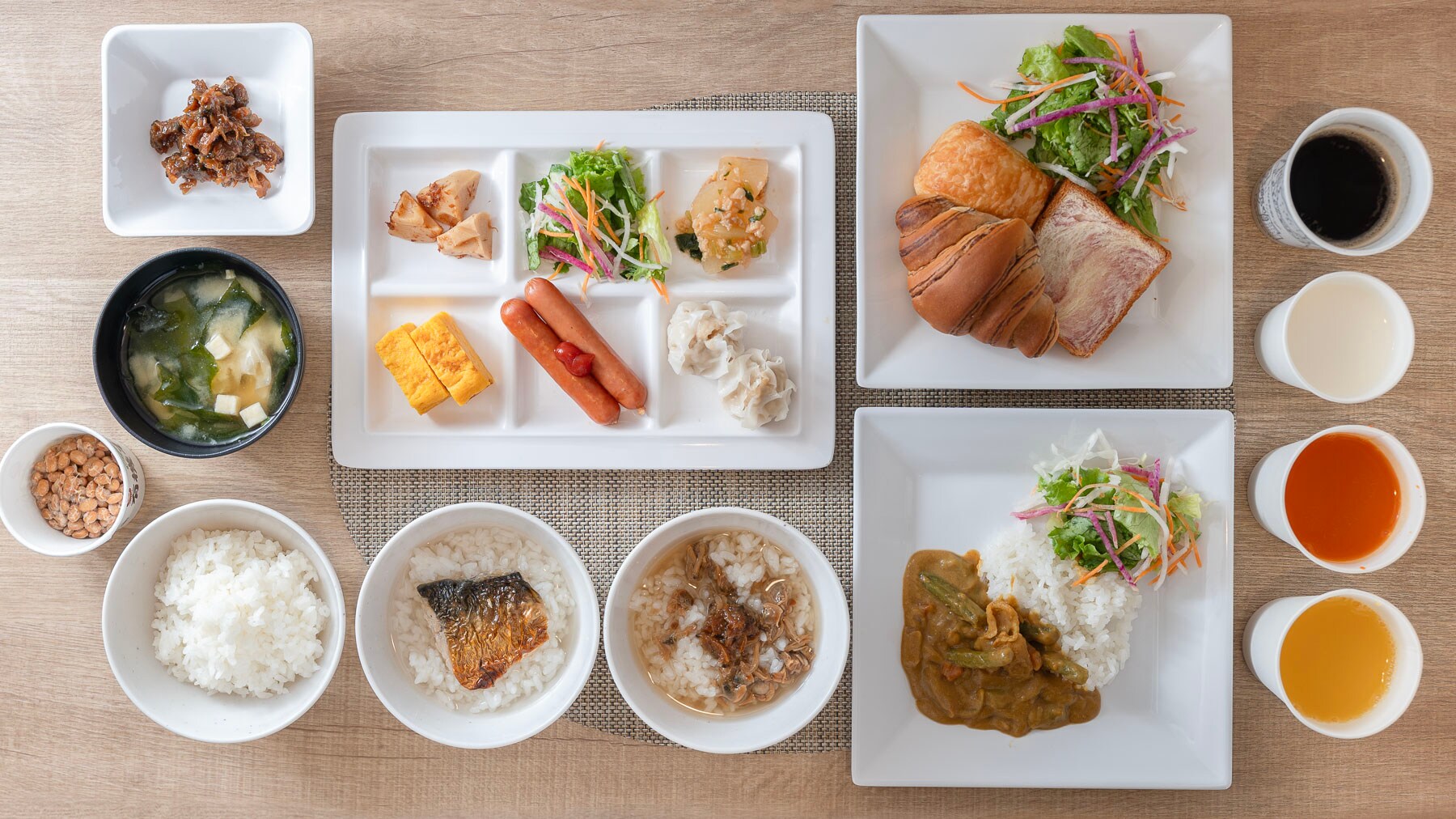 您可以享用日式料理和西式料理。