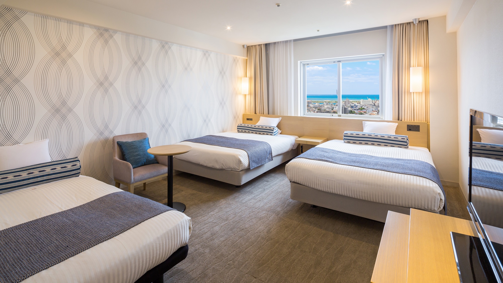 [Ocean View Superior Twin] 3 bed image