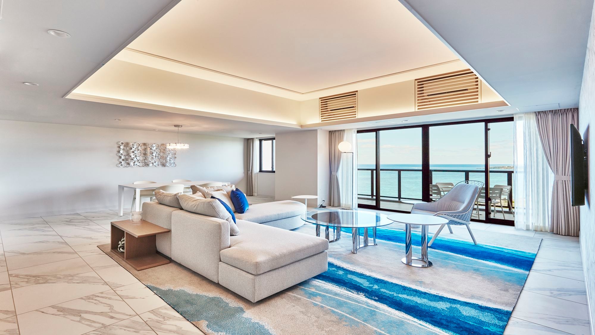 [Premier Deluxe Suite 2 Bedroom (141 square meters/5th-10th floors) <Resort view>]