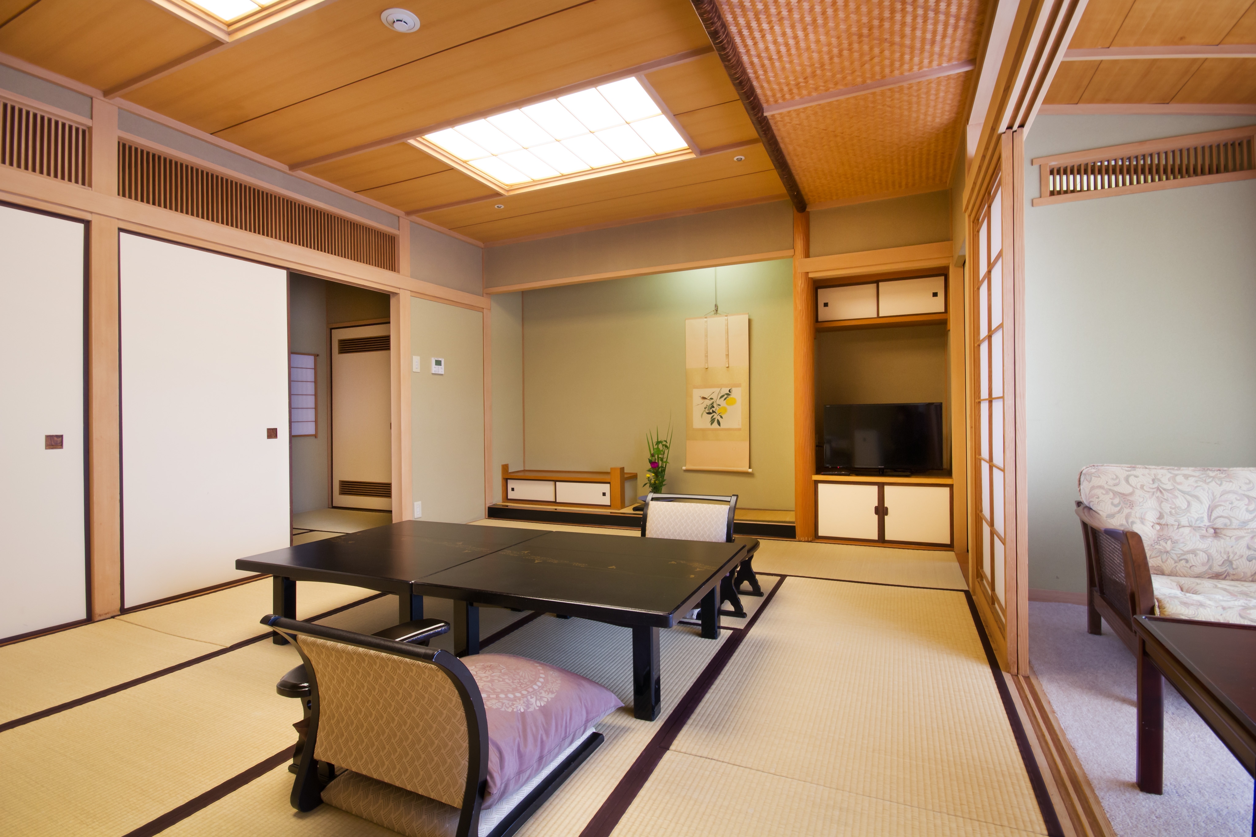 Japanese-style room 10 tatami mats