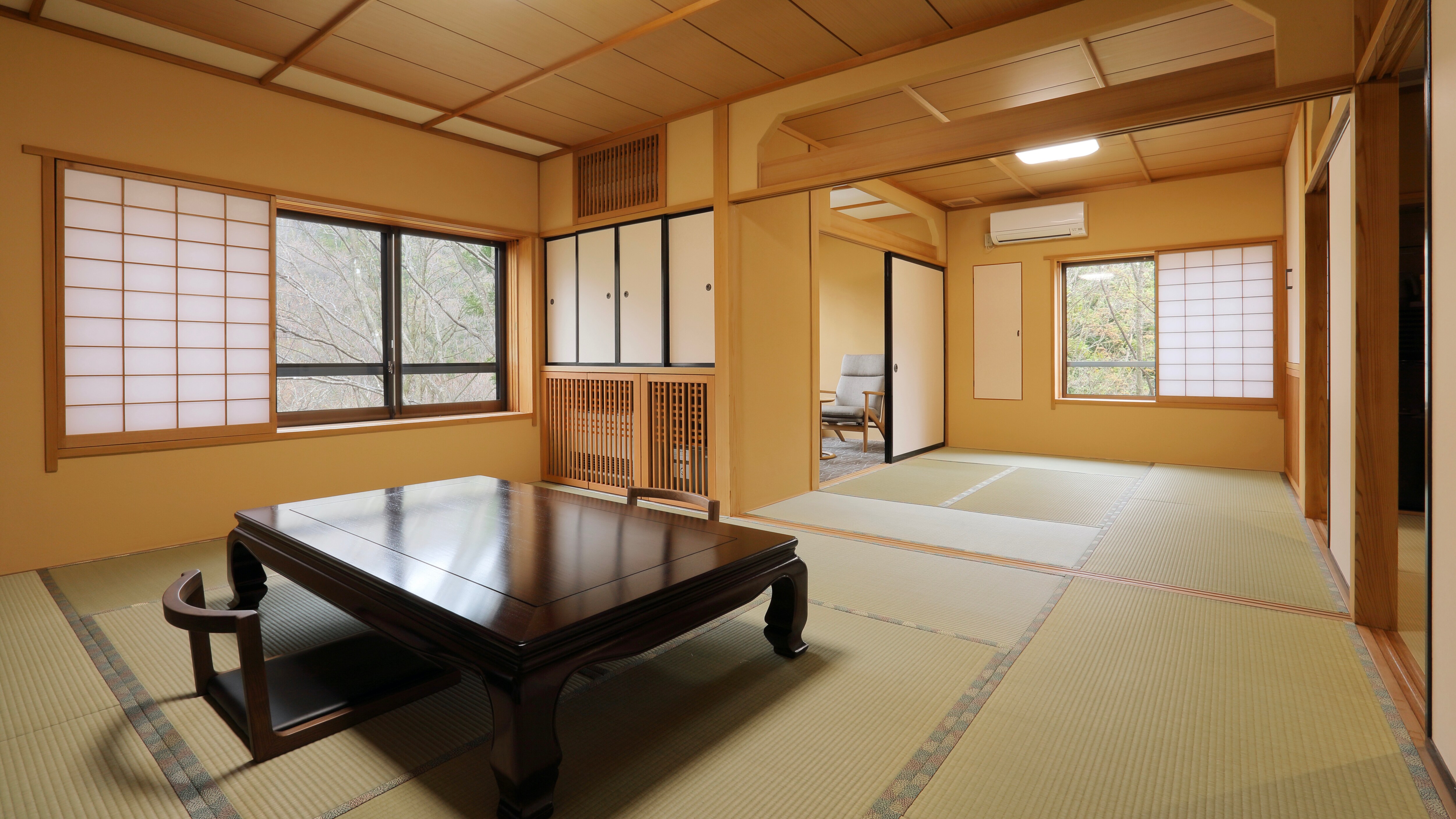 "Kaede" room