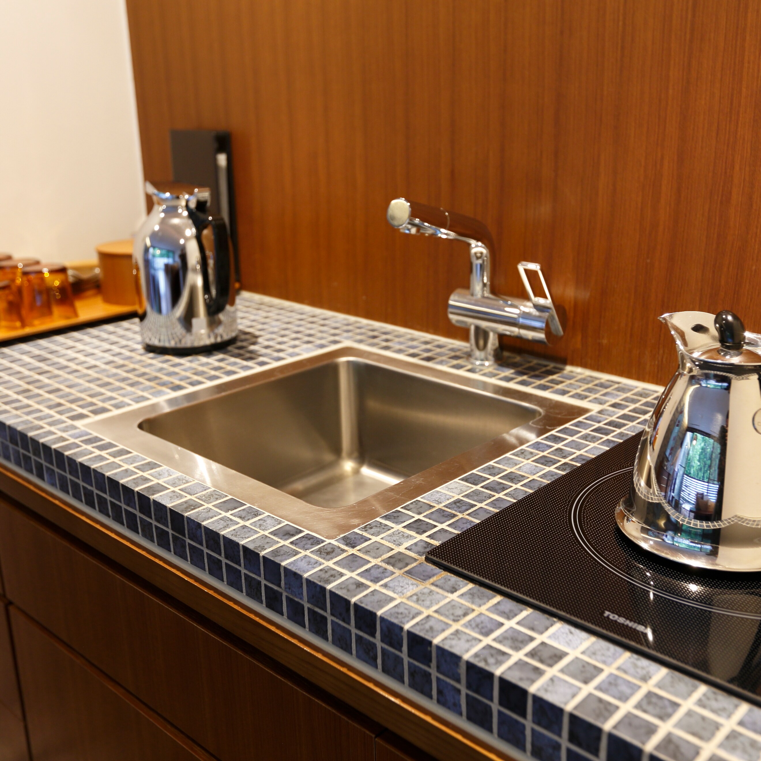 [Room equipment] All rooms are equipped with a kitchenette that can also serve doggy tableware and simple dishes.
