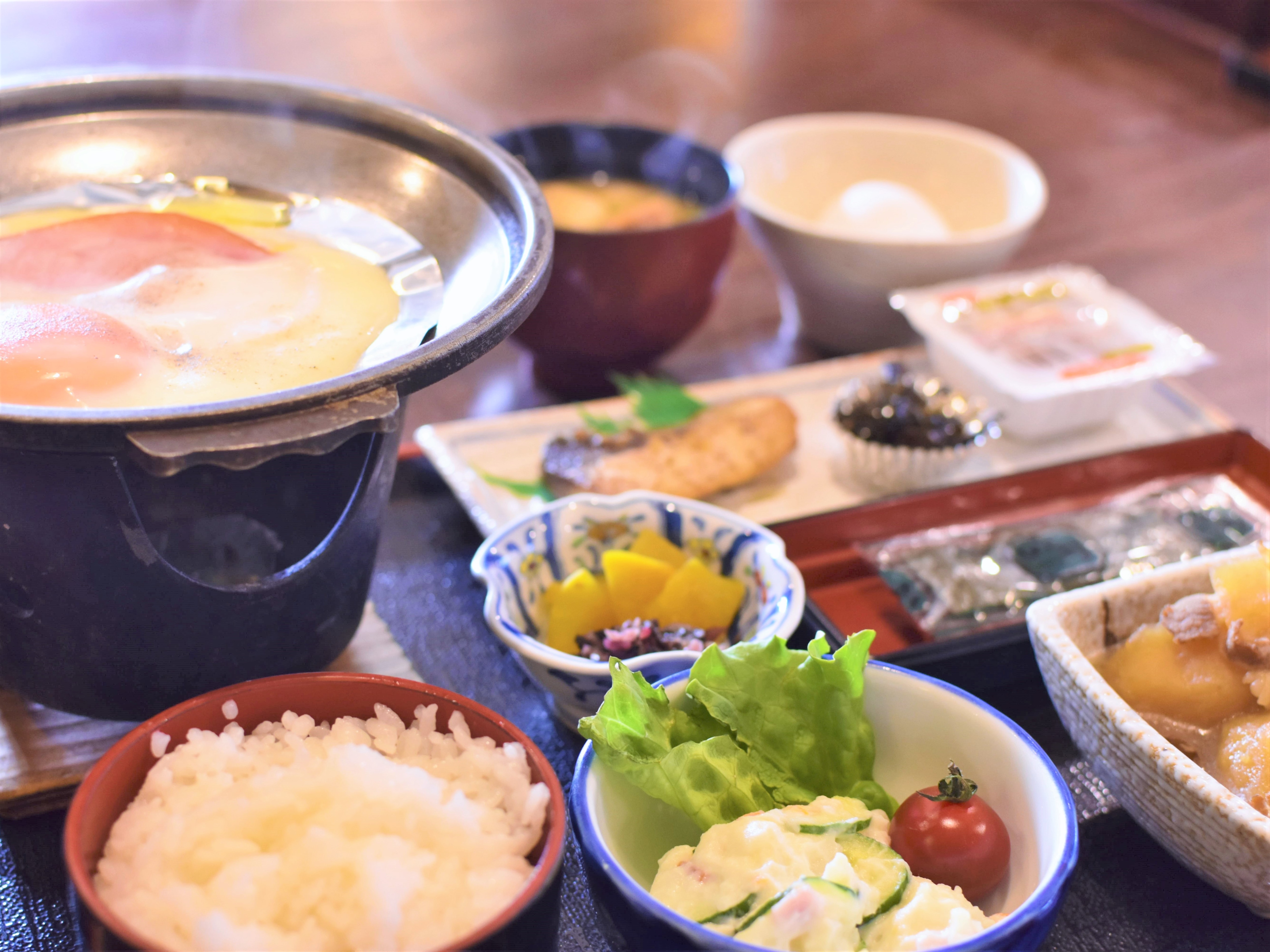 Breakfast example (Japanese set meal)