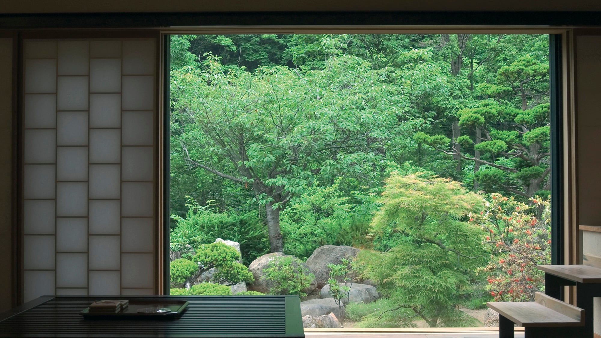 【원천 리버 뷰】 메조네트 일본과 서양실 방에서의 전망