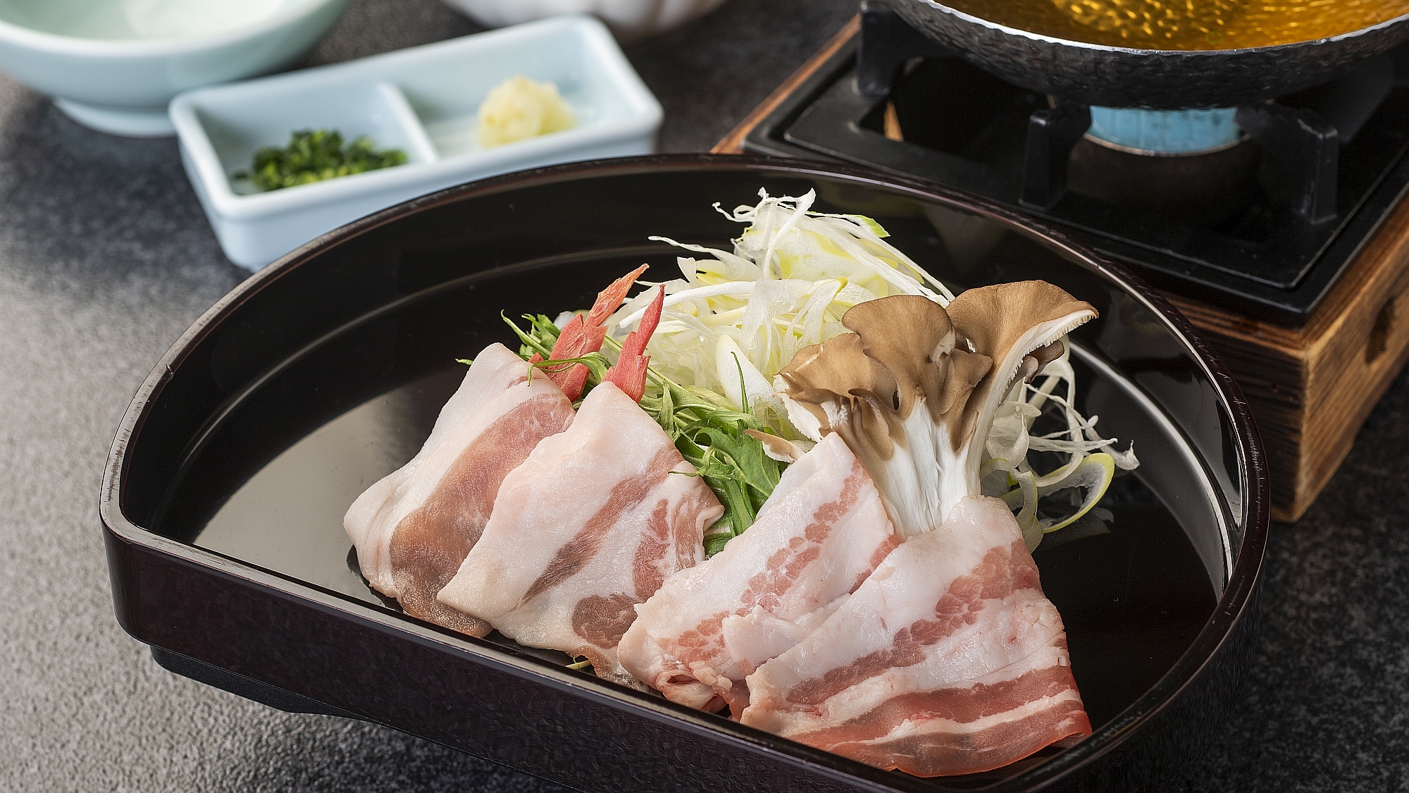 2025 Shikisai Spring example of tableware