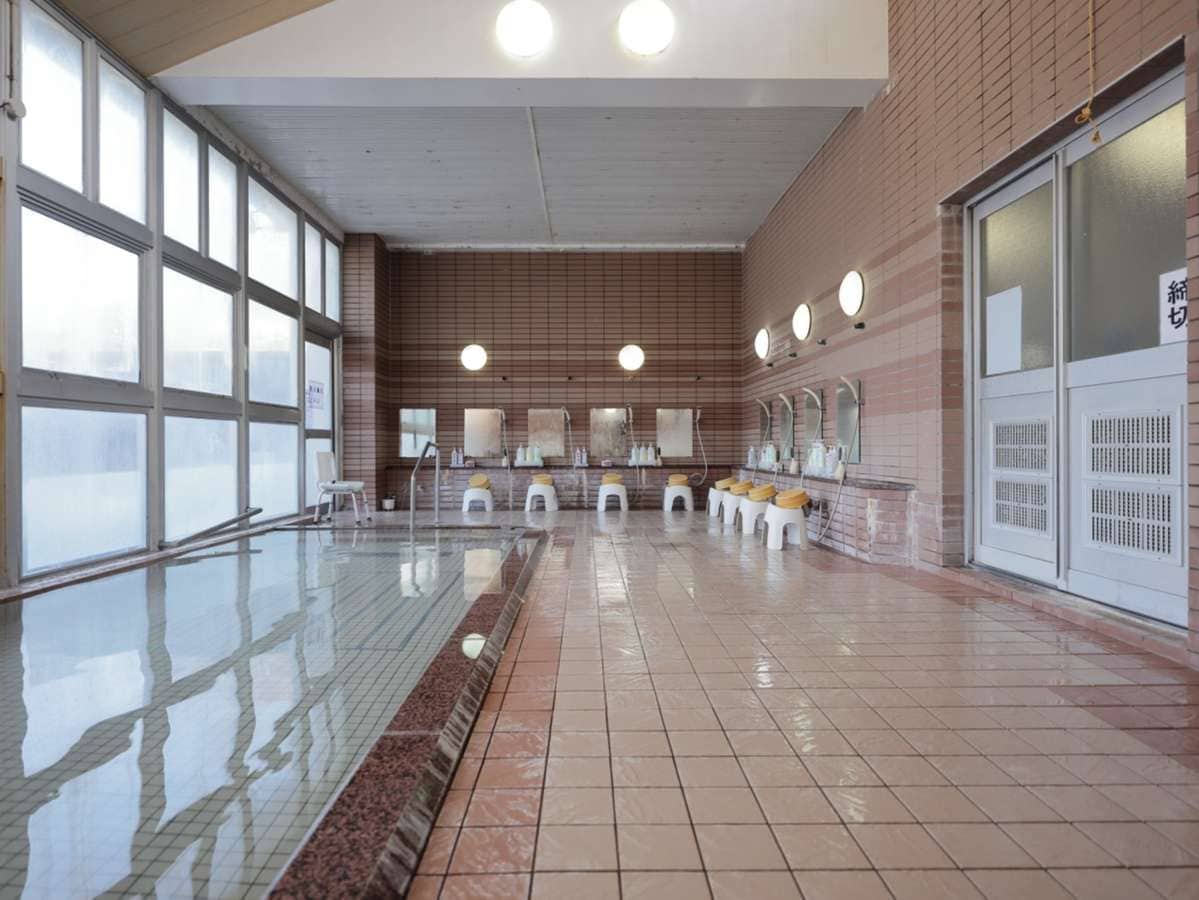 Large communal bath