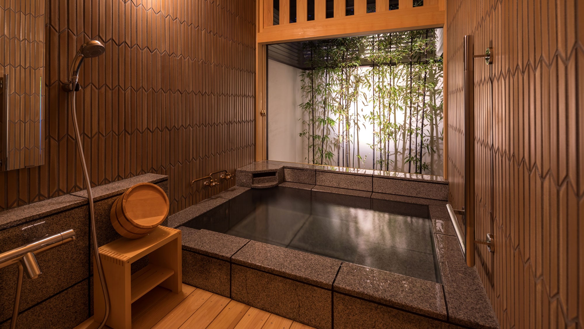[Annex Taigetsuan] Equipped with a bath with natural hot spring water.