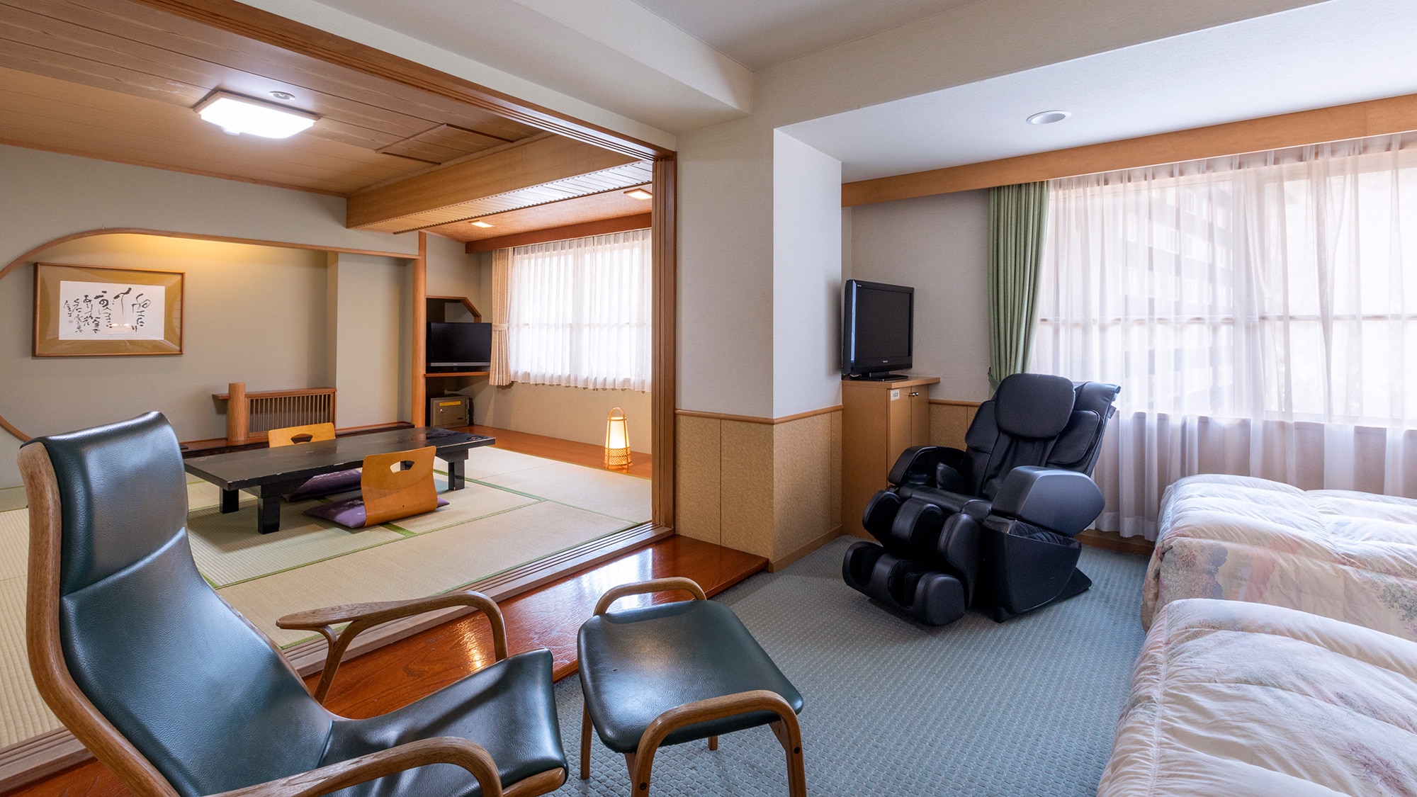 [Ruang Relaksasi] Semua kamar dilengkapi dengan kursi pijat (non-merokok)
