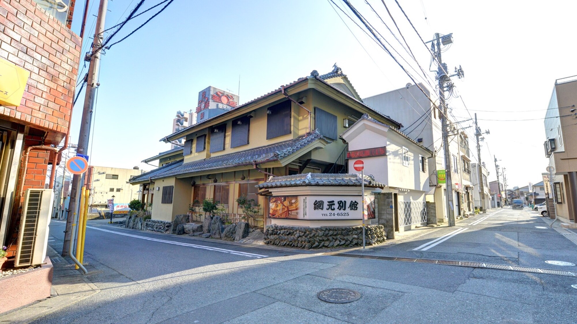 *Amimoto Annex: Enjoy Japanese cuisine that makes the most of the bounty of the sea. Enjoy seasonal flavors in a relaxing, purely Japanese atmosphere.